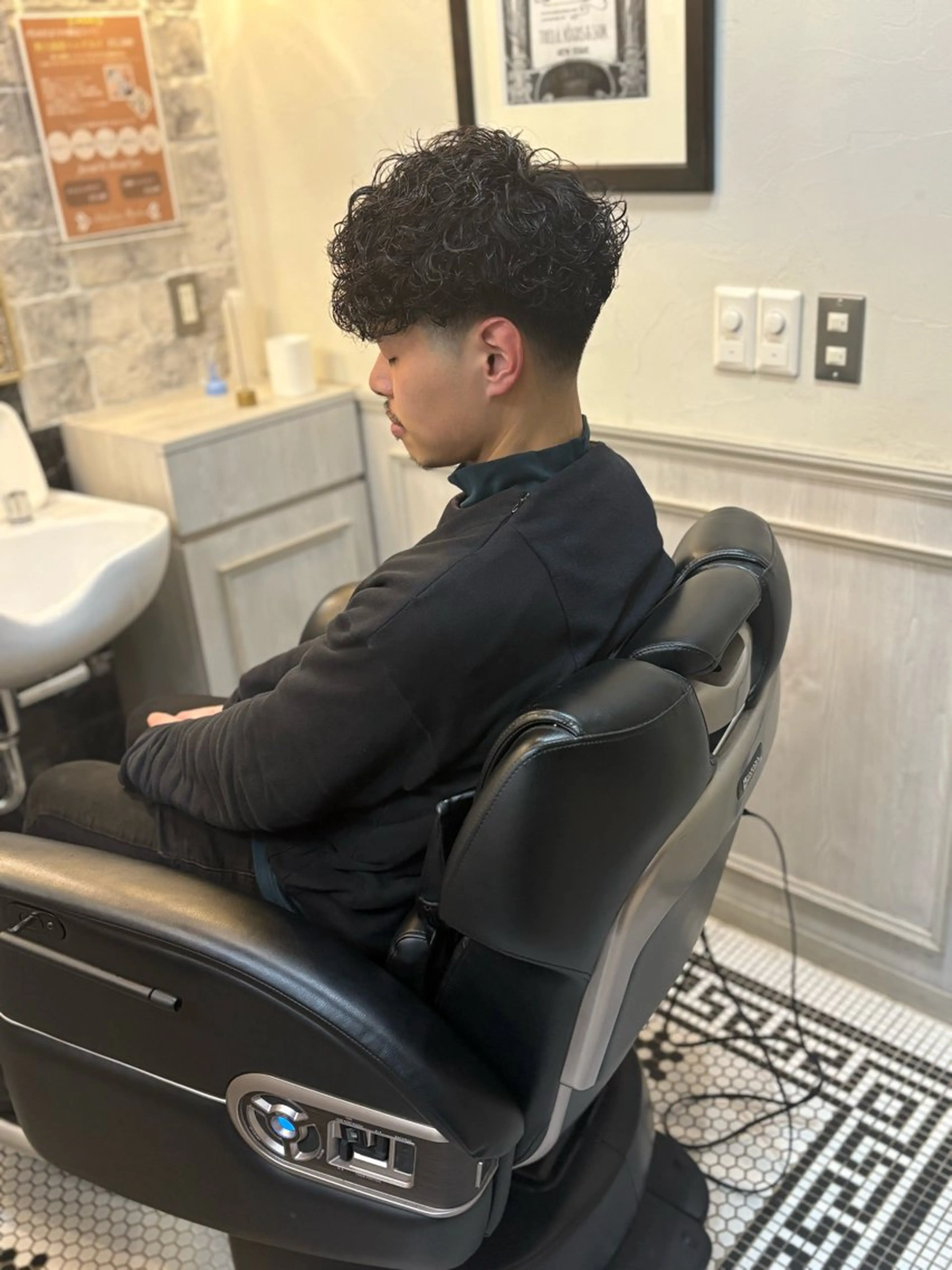 ショート パーマ メンズ カットモデル募集 いさかのヘアスタイル