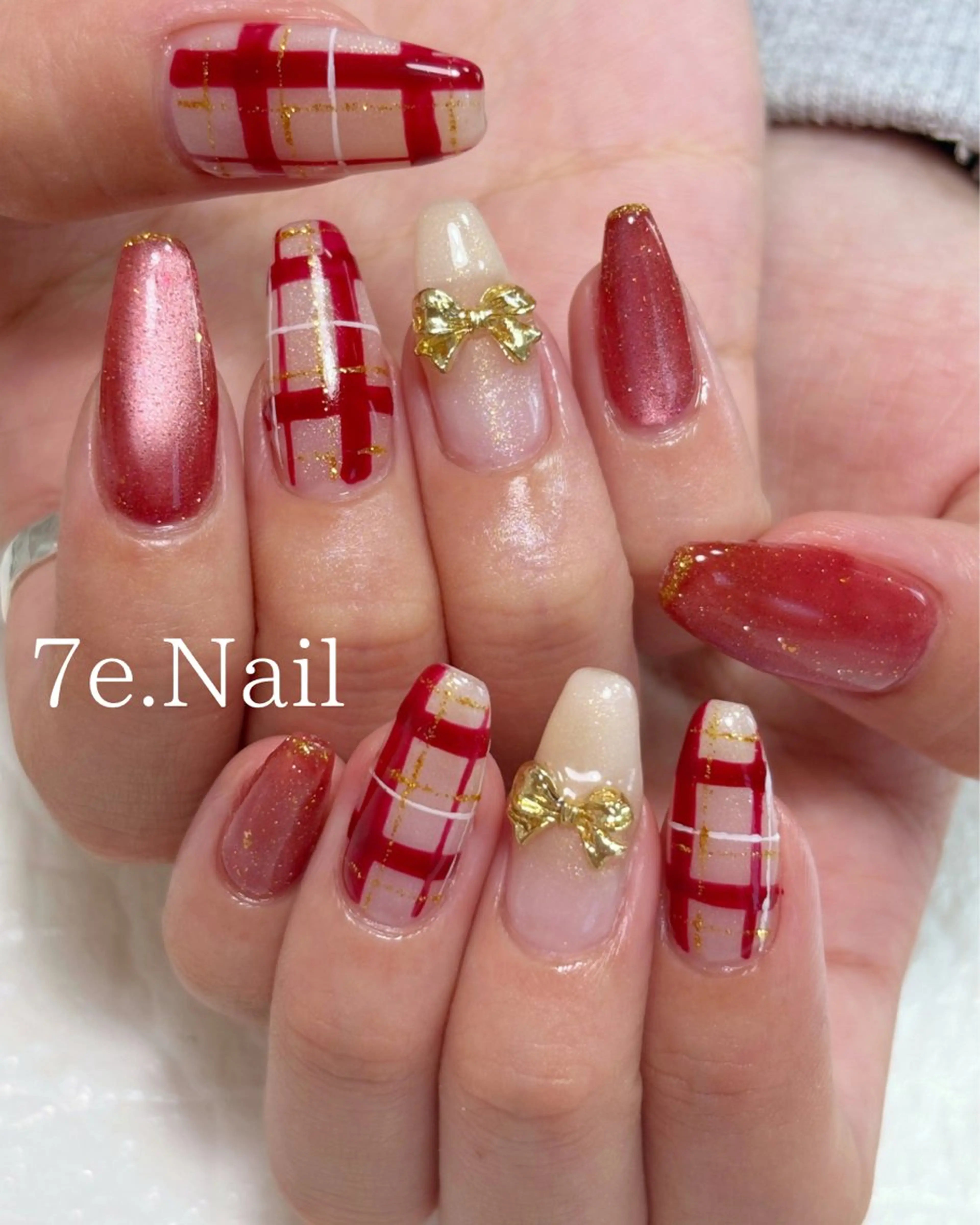 ネイル 7e. Nailのネイルデザイン
