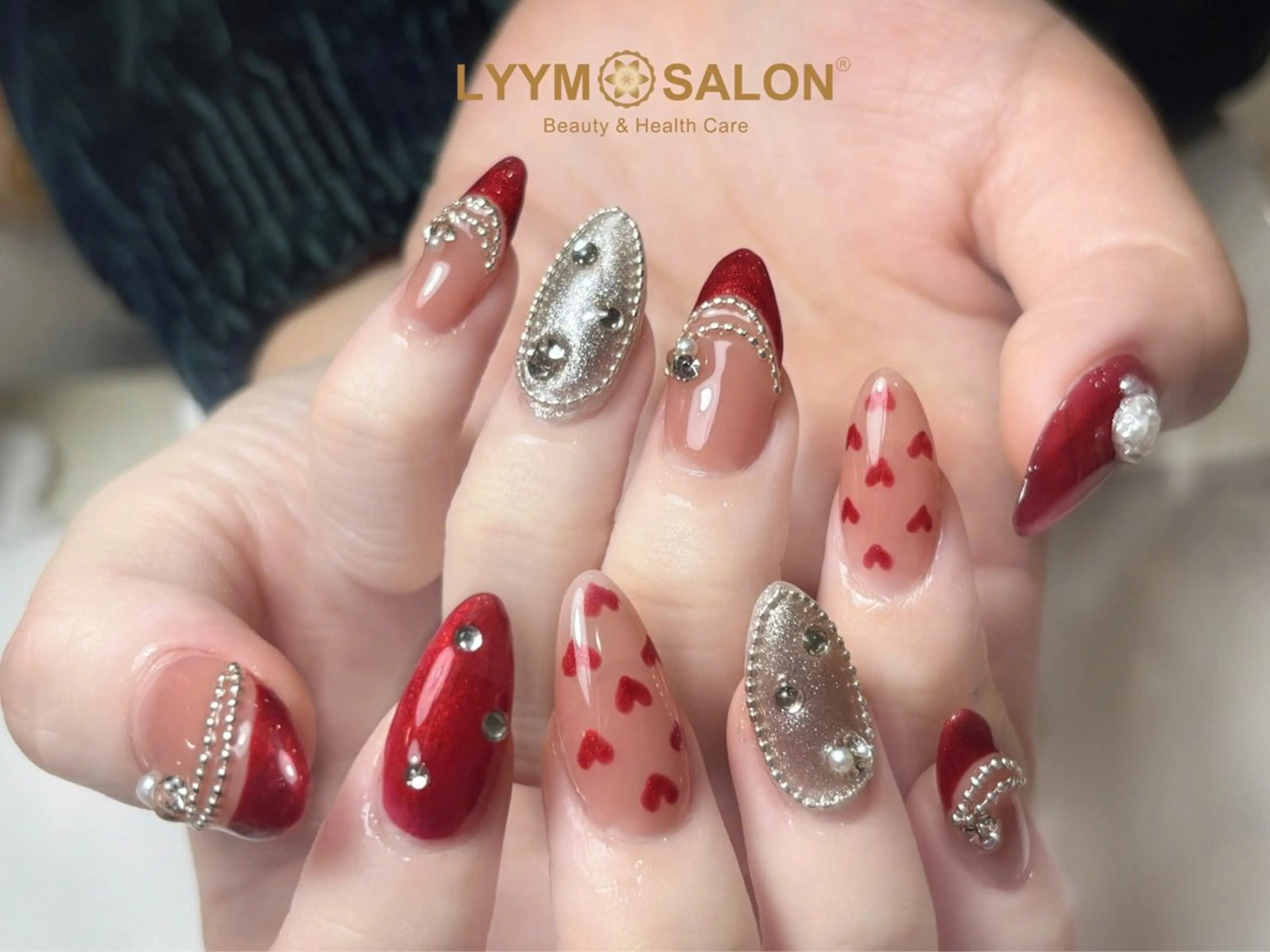 ネイル ボルドー ブラウン チークネイル ドット フットネイル ハンドネイル は なのネイルデザイン