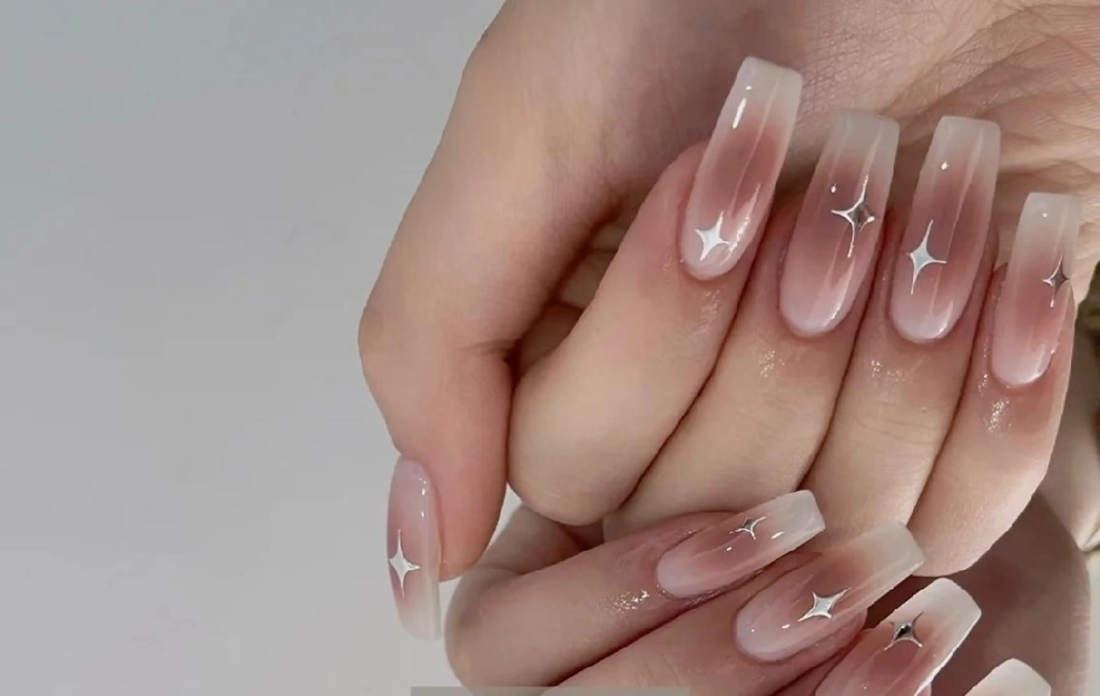 ネイル Theone栄店 松田のネイルデザイン