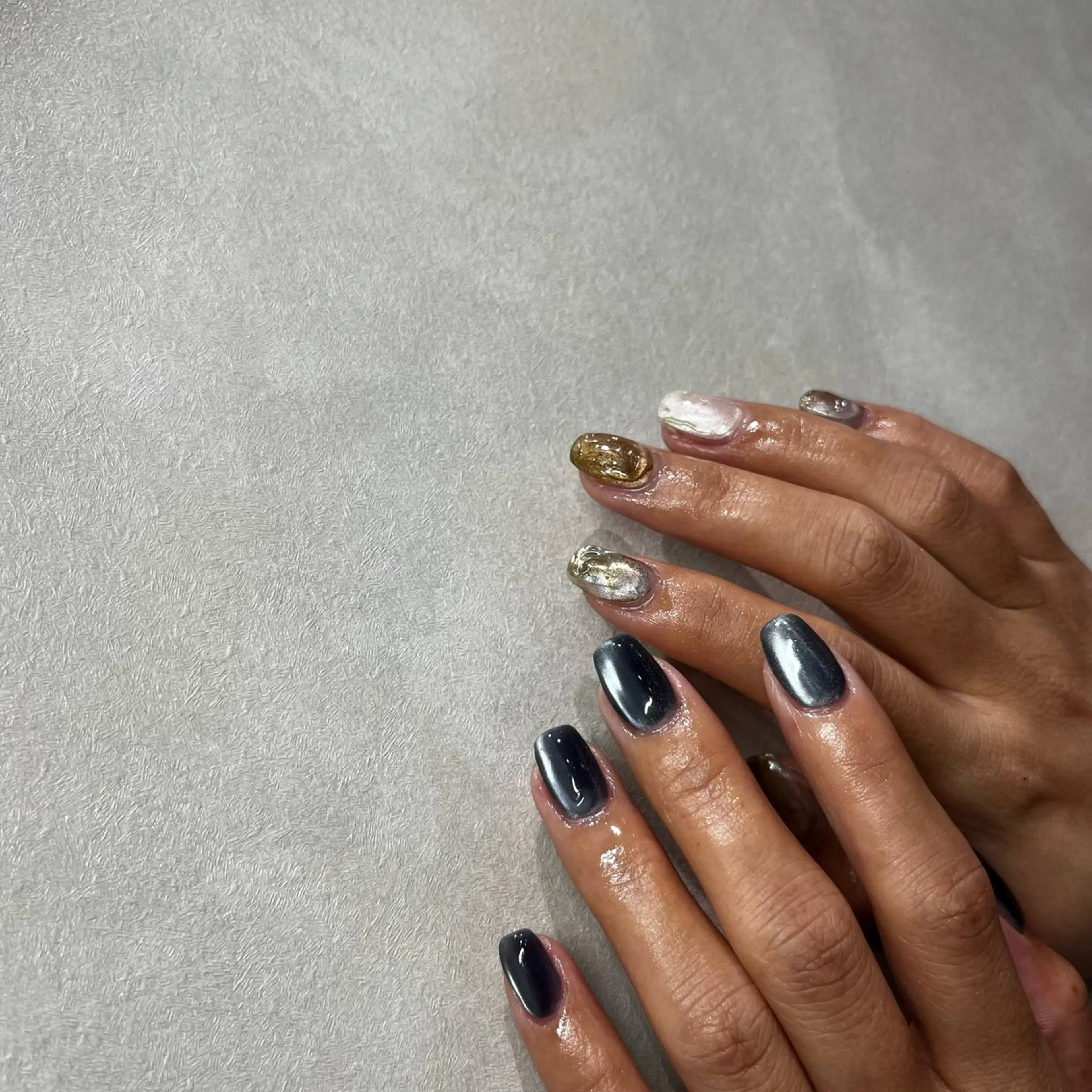 ネイル マグネットネイル ニュアンスネイル シンプルネイル ハンドネイル nail&care salon soa所属・soa/美容液ケアで 自爪を育てるネイルのネイルデザイン