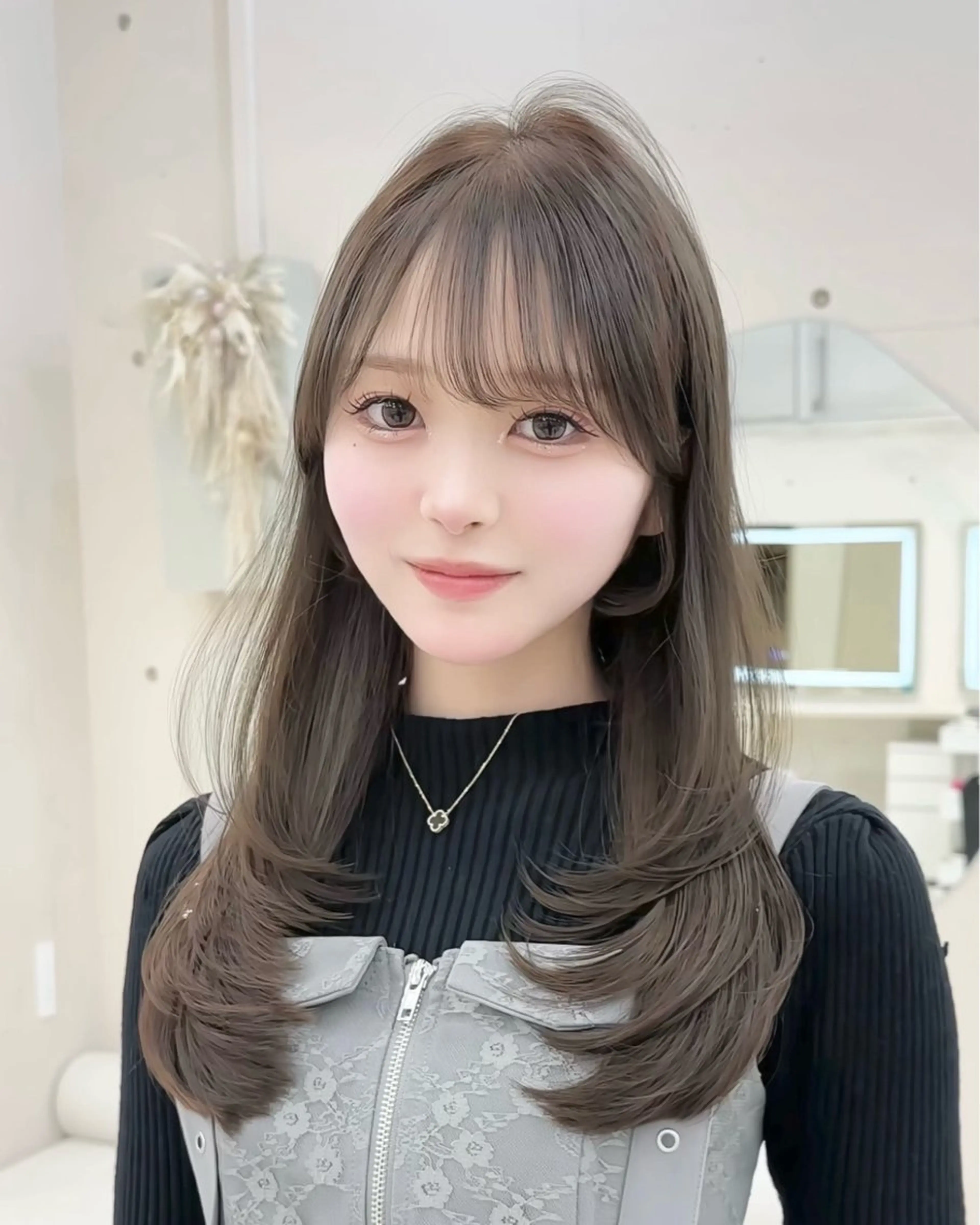 ロング ヘアカラー 韓国レイヤー/天神 ダブルカラー/真白のヘアスタイル