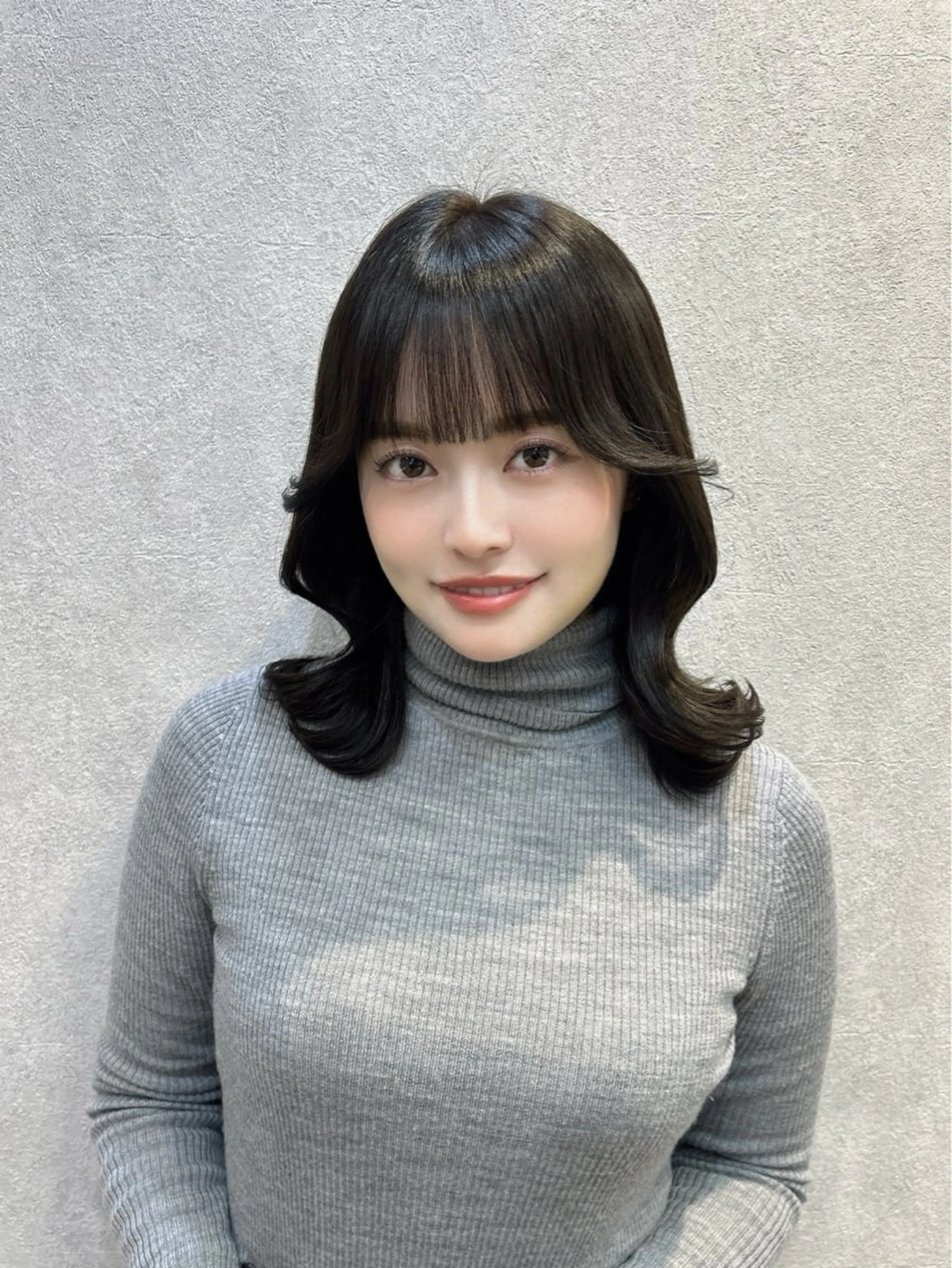 ミディアム カラー ヘアアレンジ くびれヘア 🩷韓国ヘア/ミディ アム🩷Maikaのヘアスタイル