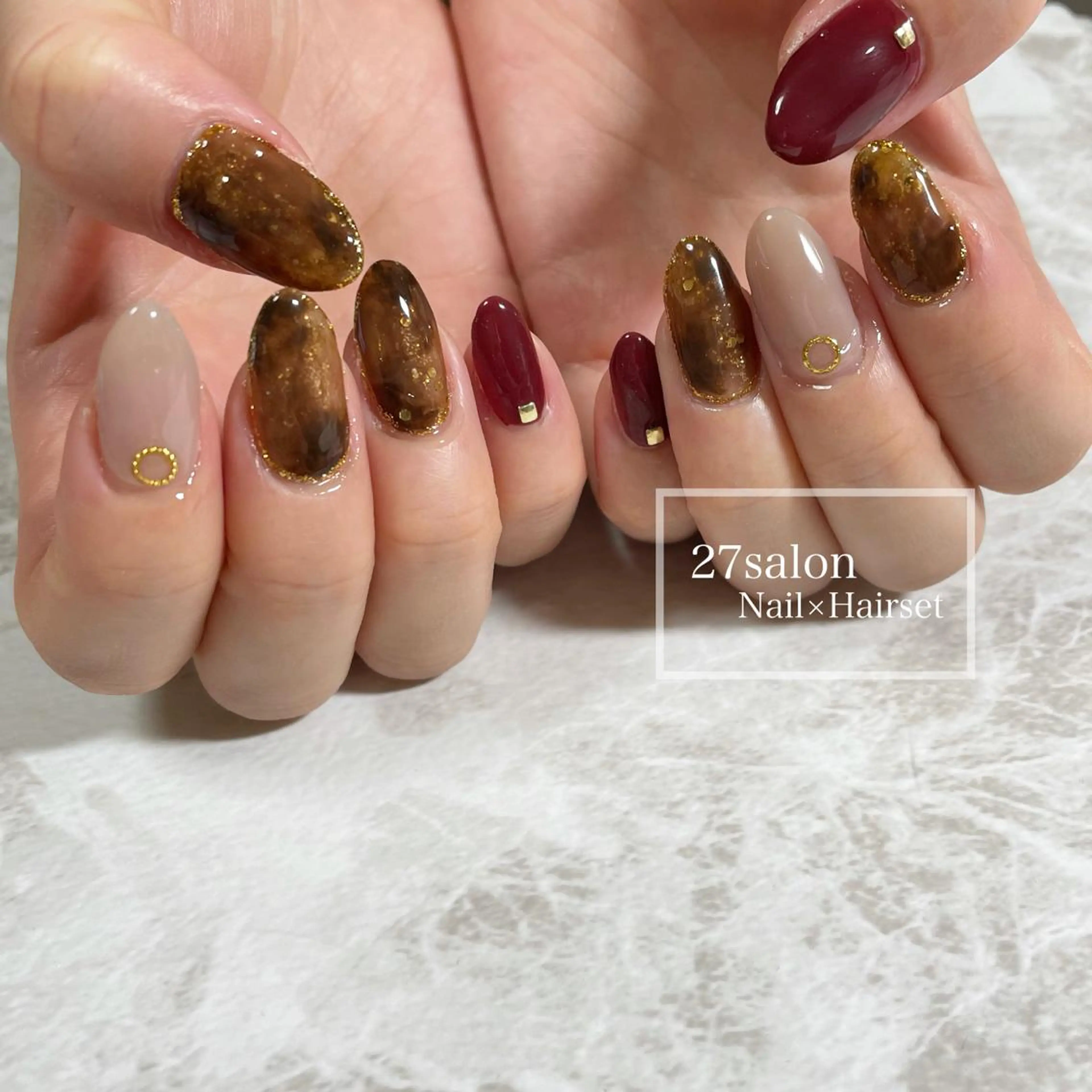 ネイル べっ甲ネイル ボルドー 27salon yuinaのネイルデザイン