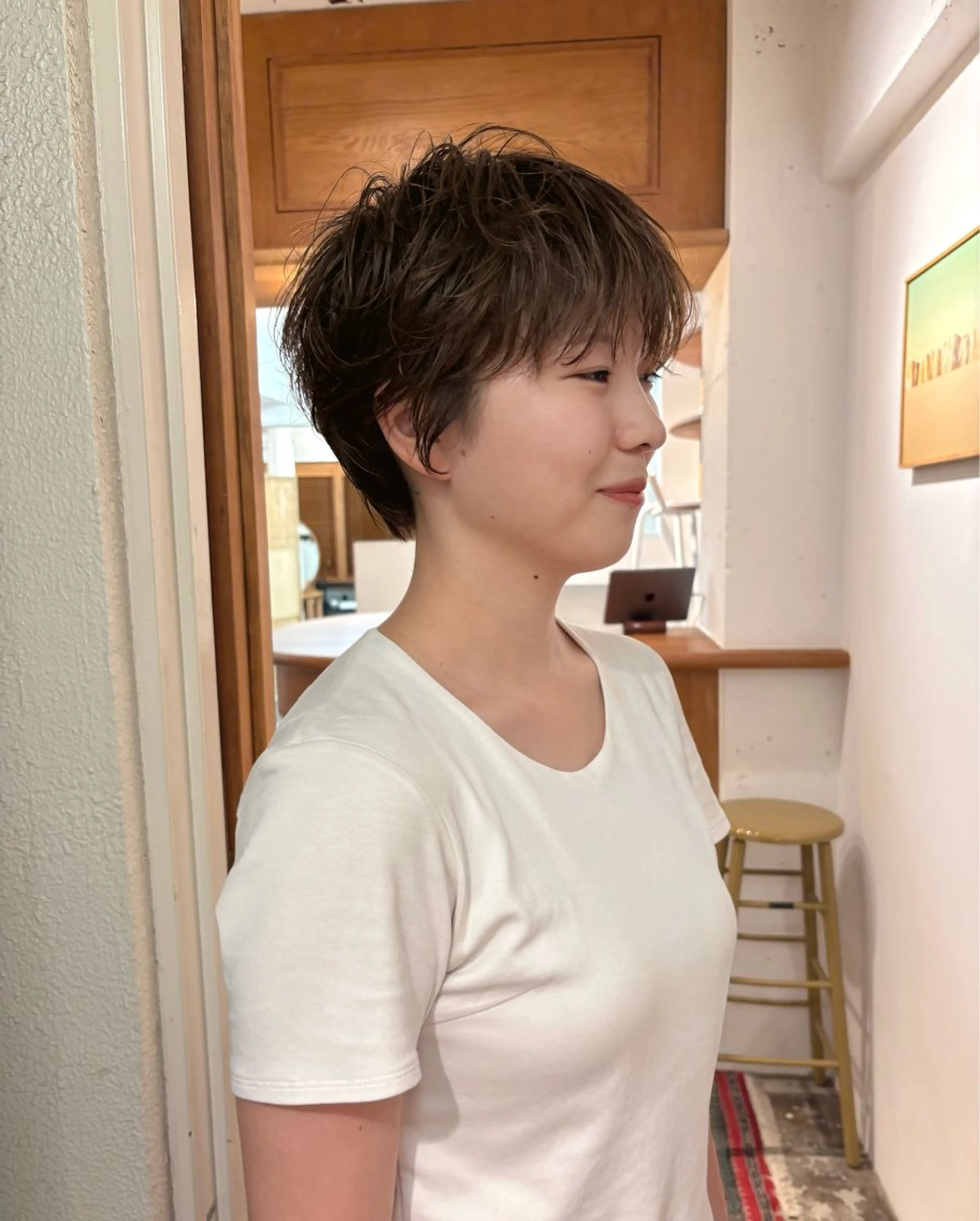 ショート aiko【艶カラー ・ミニモ年内で終了】のヘアスタイル