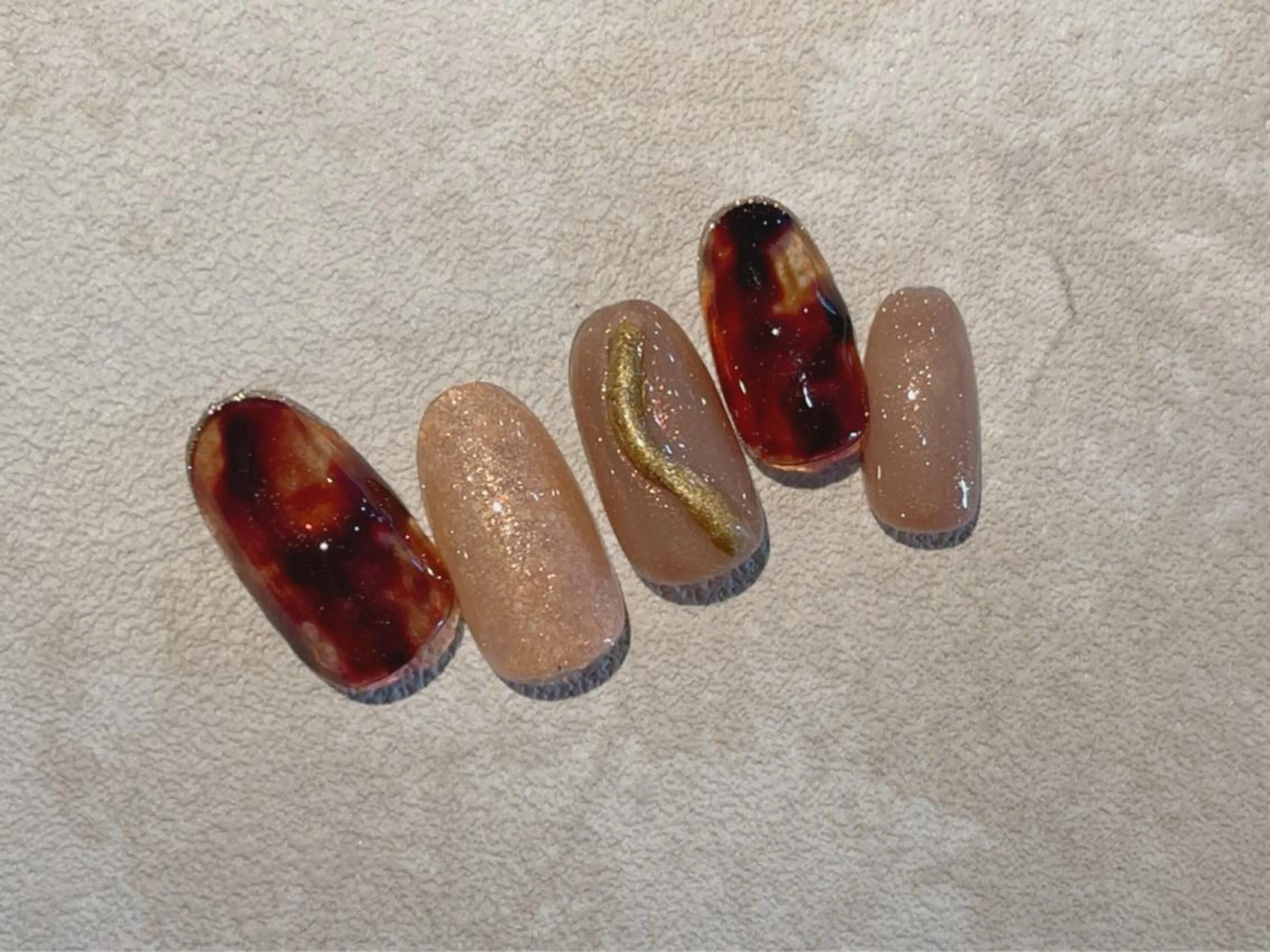 ネイル べっ甲ネイル ニュアンスネイル Nail Katoのネイルデザイン