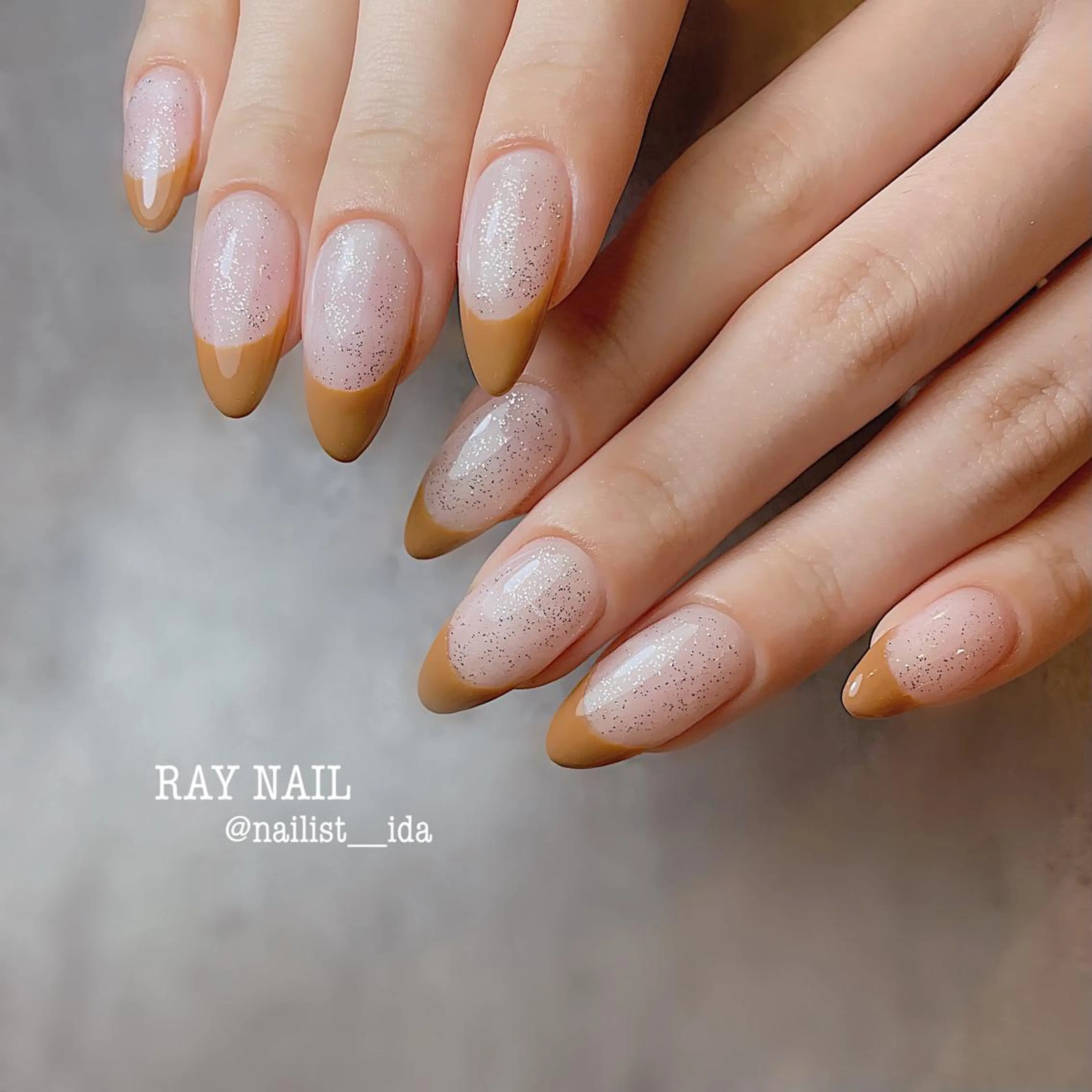 ネイル フレンチネイル ラメ(グリッター) ワンカラーネイル Arowa 伊田のネイルデザイン