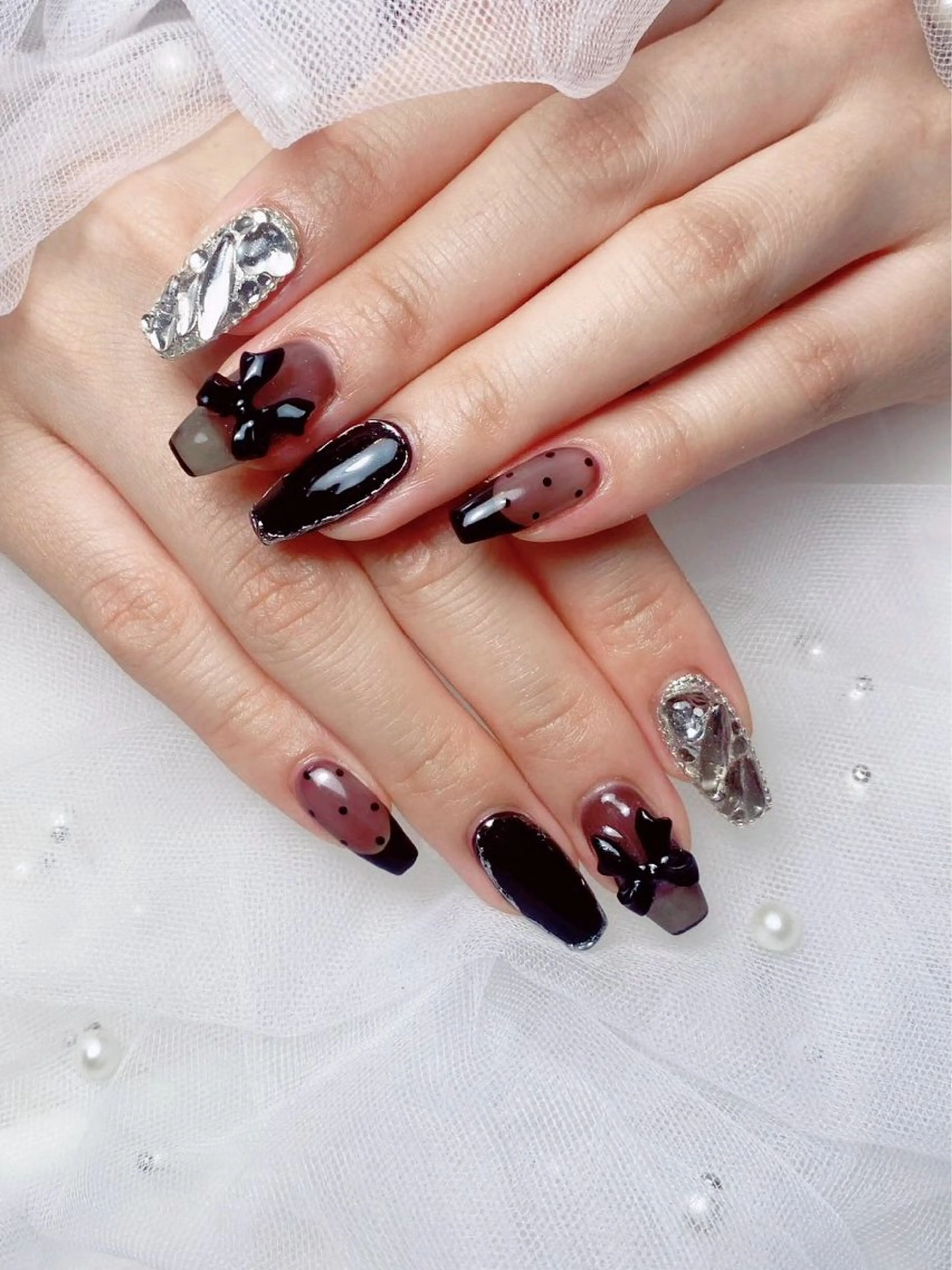 ネイル フレンチネイル ジェルネイル ハート 韓国ネイル マグネットネイル ハンドネイル ネイルサロン lotusのネイルデザイン