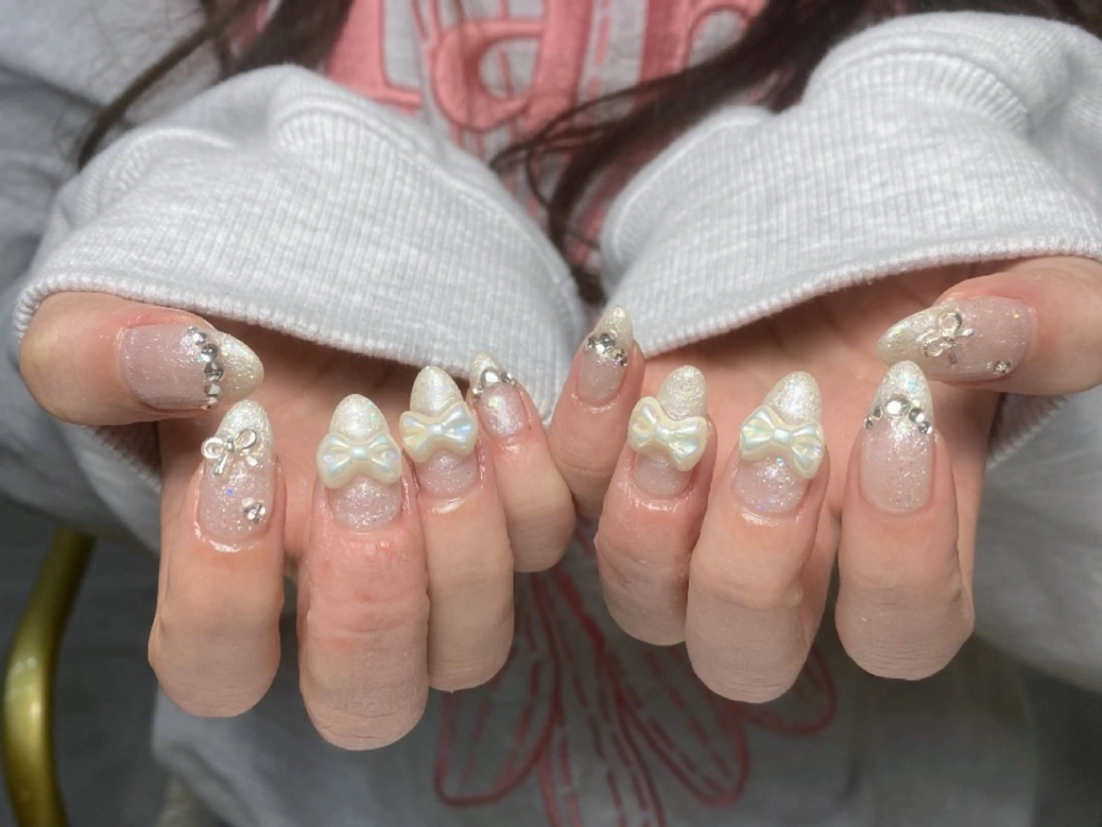 ネイル チークネイル フレンチネイル ジェルネイル ガラスフレンチ キラキラネイル ハンドネイル UM Nail Salonのネイルデザイン
