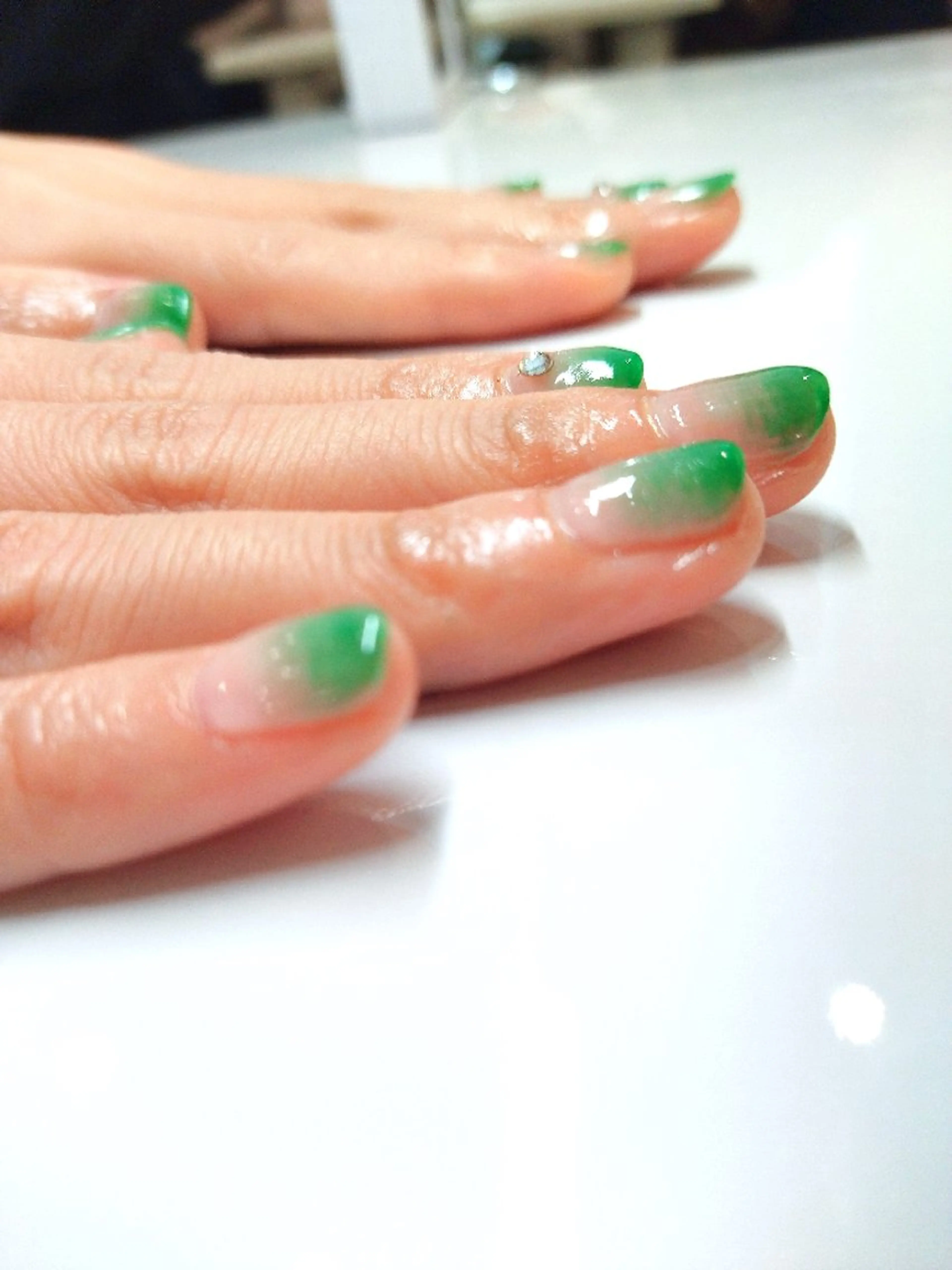 ネイル ハンドネイル 鐙 桃華のネイルデザイン