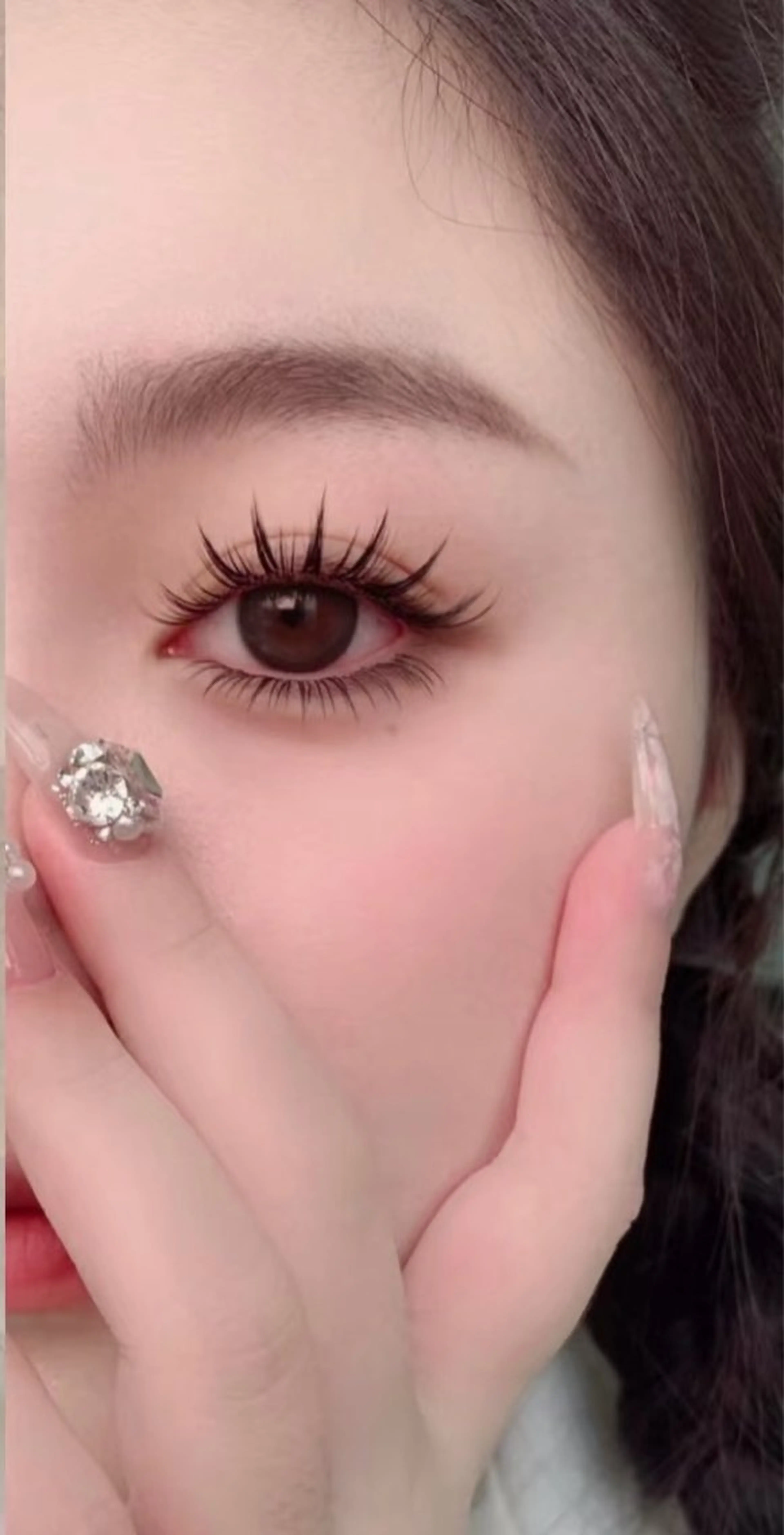 マツエク・マツパ LB美容サロン　池袋東口店所属・ゆ りのマツエク・マツパデザイン