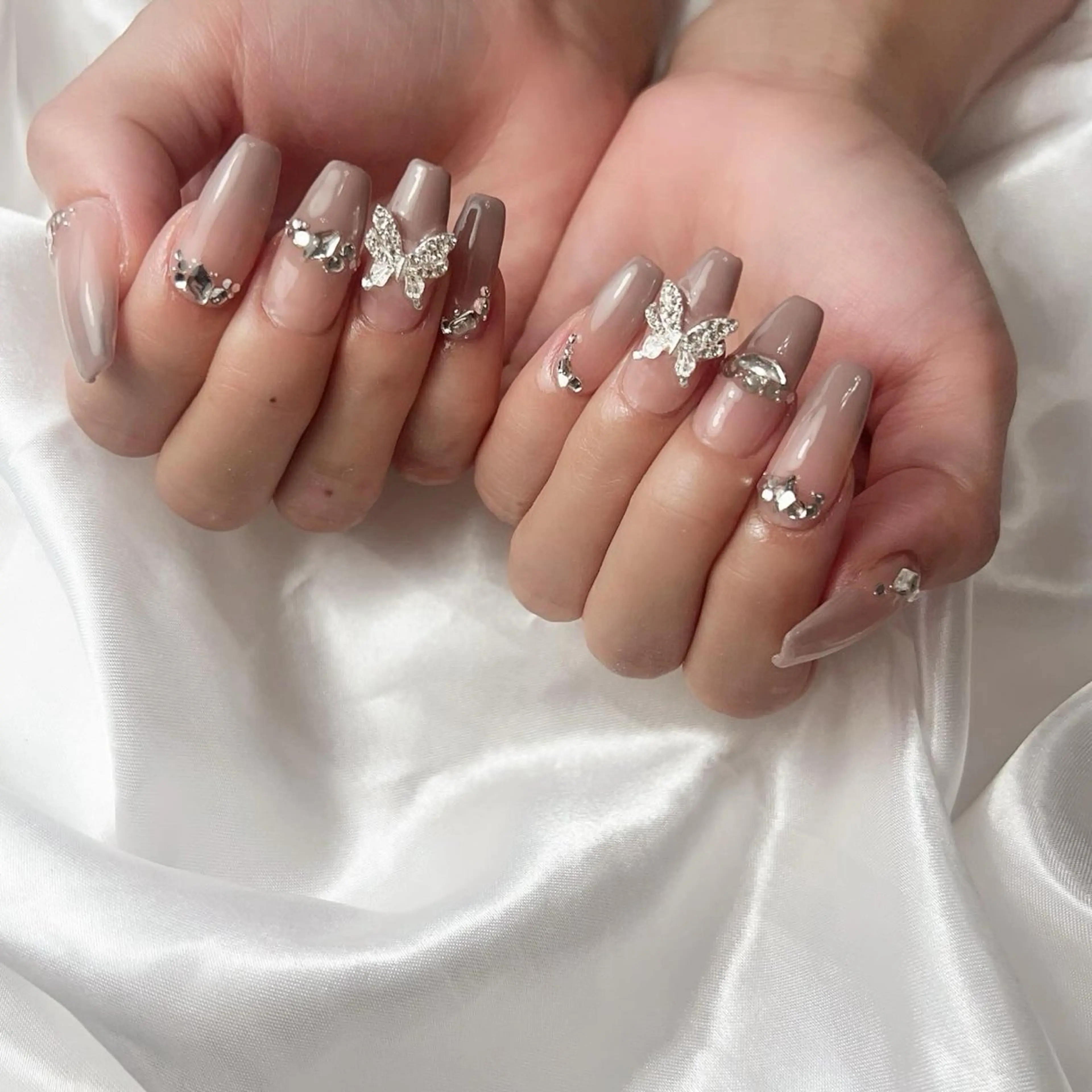 ネイル ハンドネイル nailstudio ′ecole所属・nailstudio ′ecoleのネイルデザイン