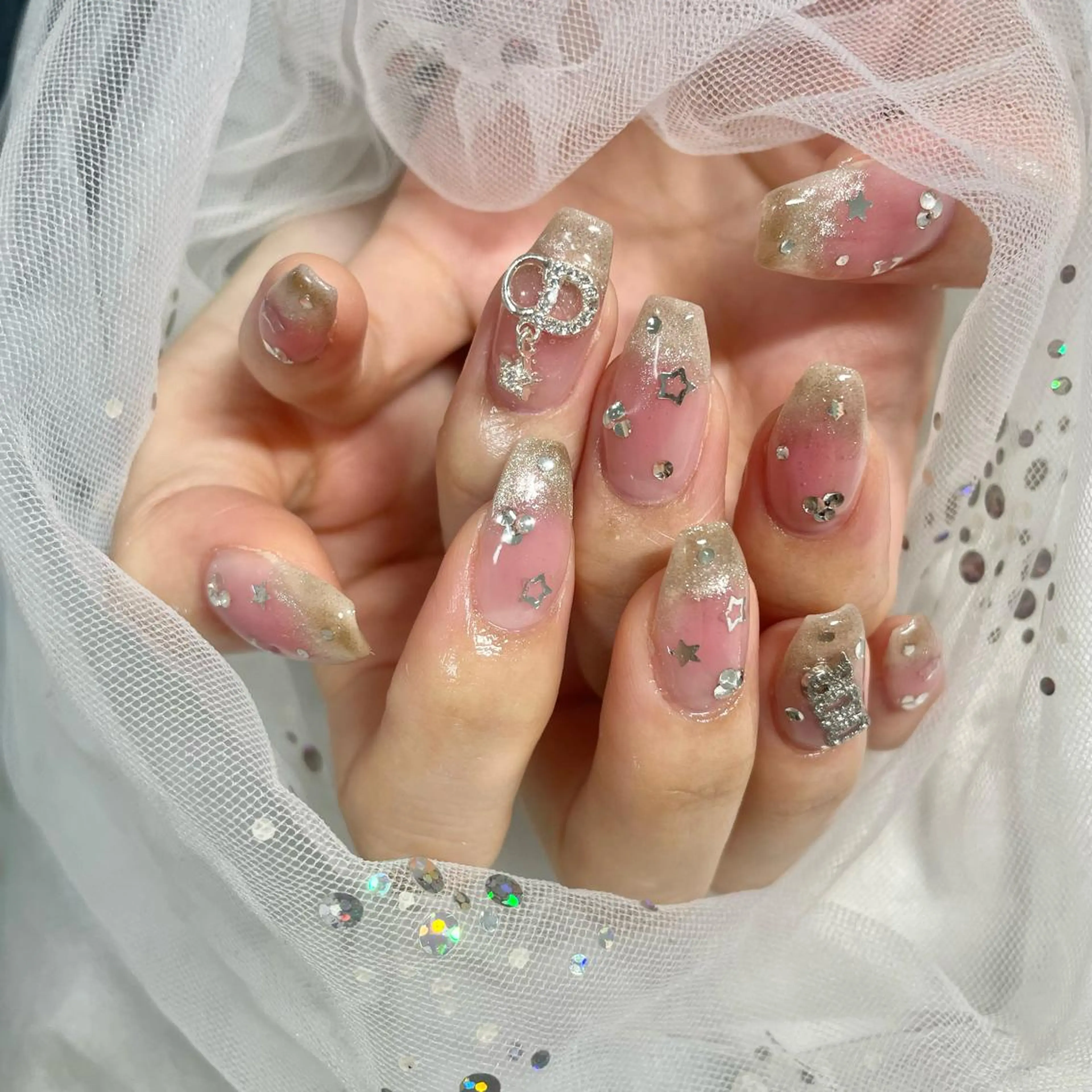 ネイル チークネイル マグネットネイル 🎀AYAKO 🎀中韓ネイルのネイルデザイン