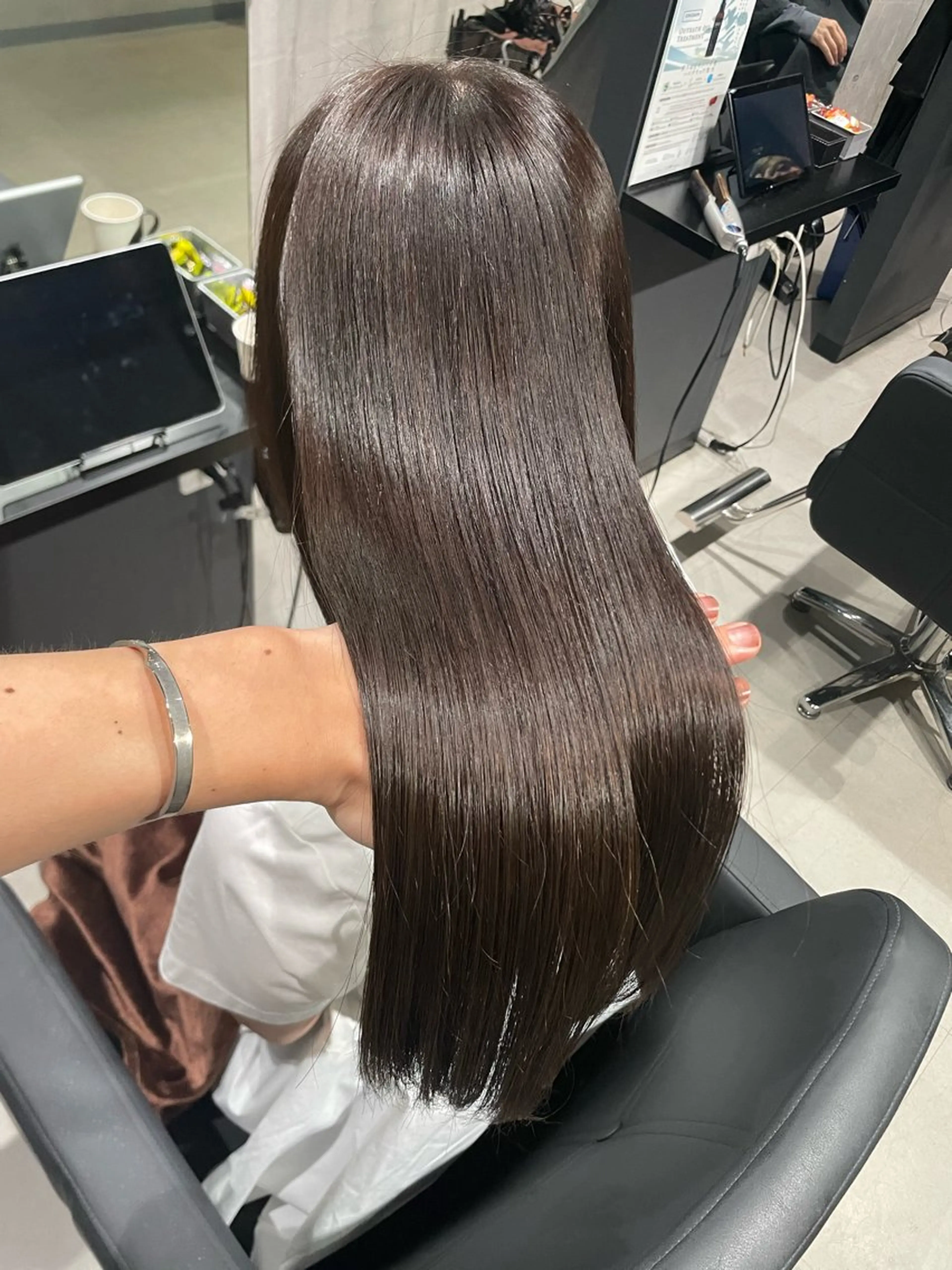 ロング カラー グレージュ 髪質改善/艶カラー Hiroakiのヘアスタイル