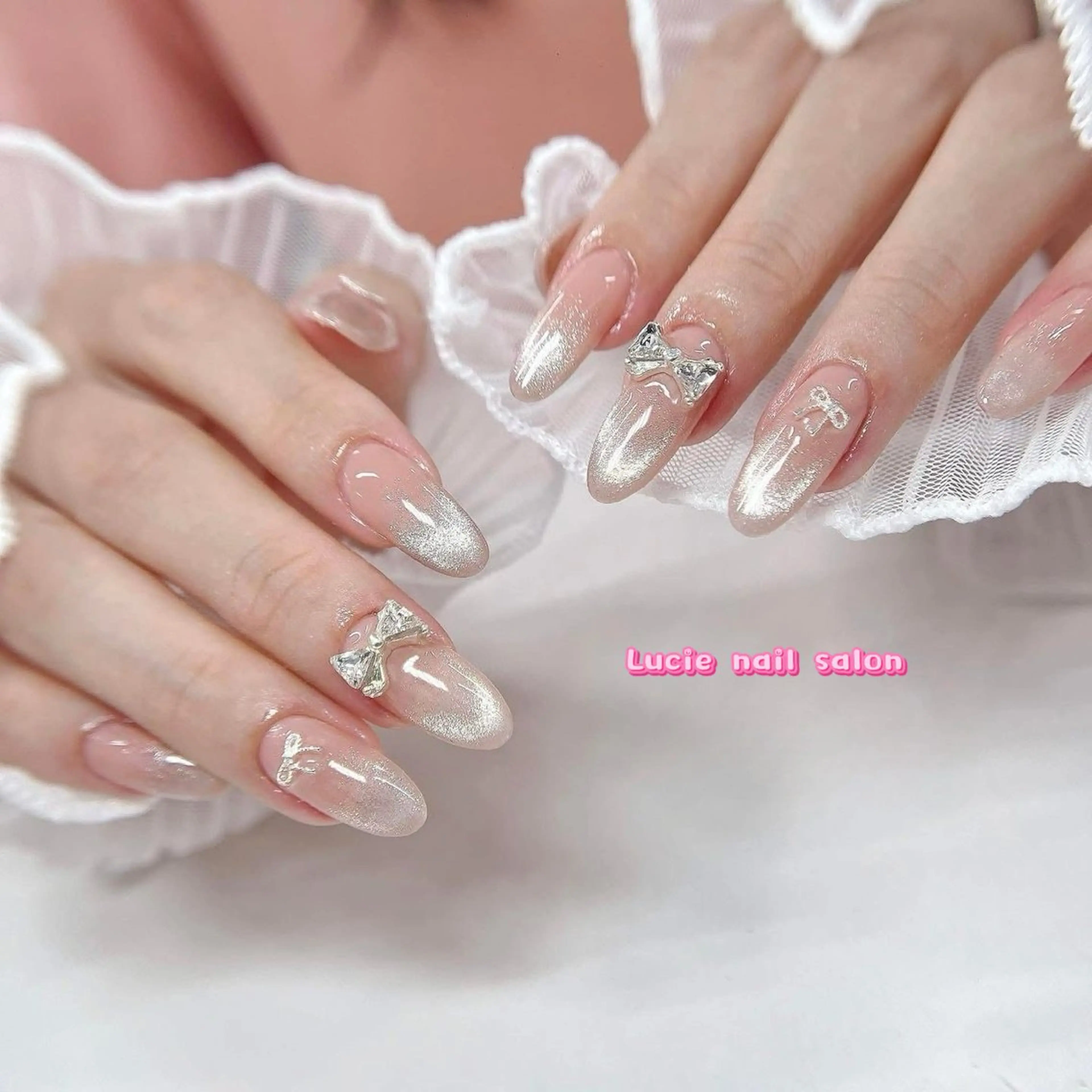 ネイル フレンチネイル ジェルネイル グラデーション 持ち込み オフィスネイル ハンドネイル LUCIE NAIL所属・LUCIE NAILのネイルデザイン
