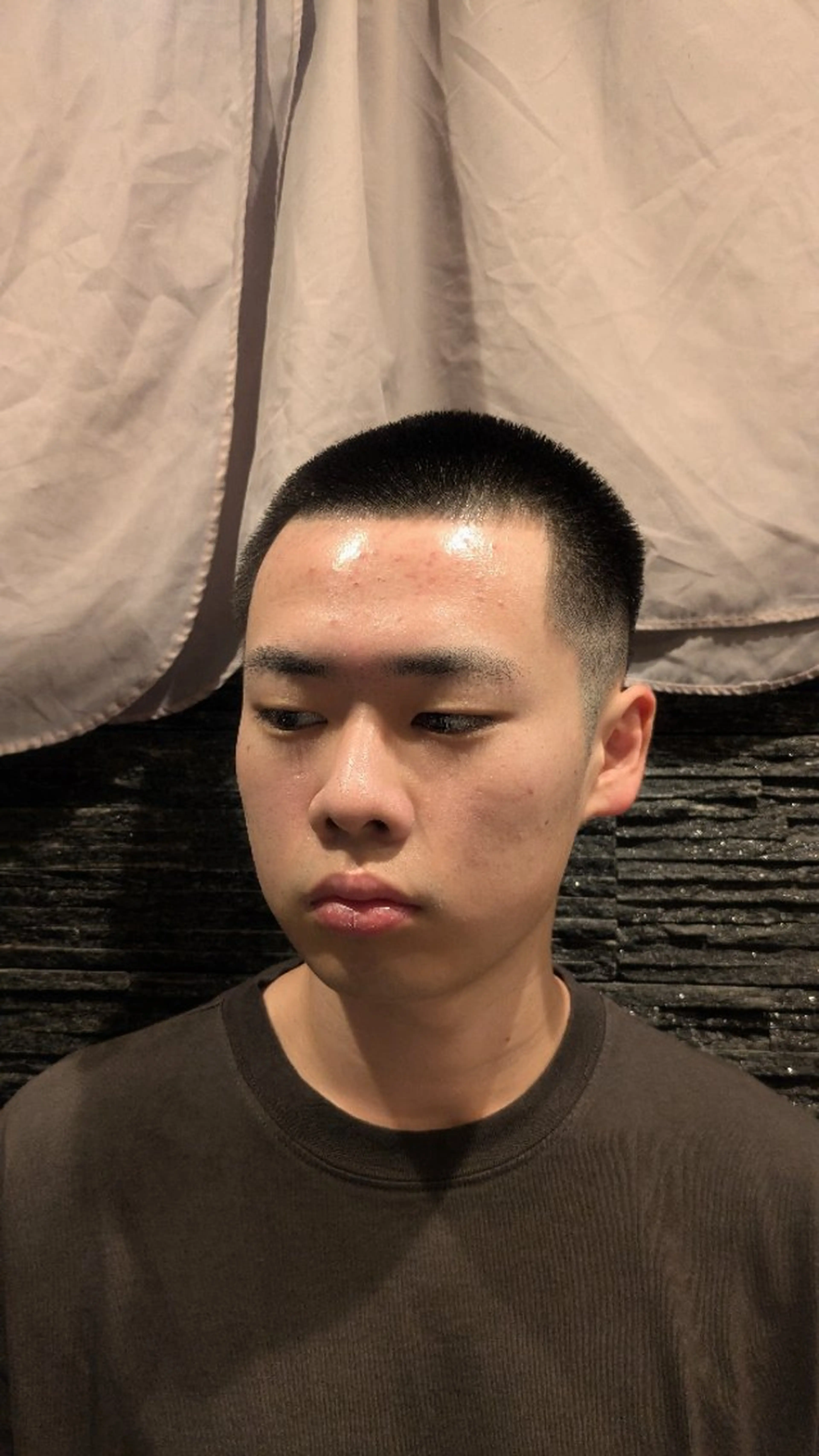 ショート 髙司 哲伸のヘアスタイル