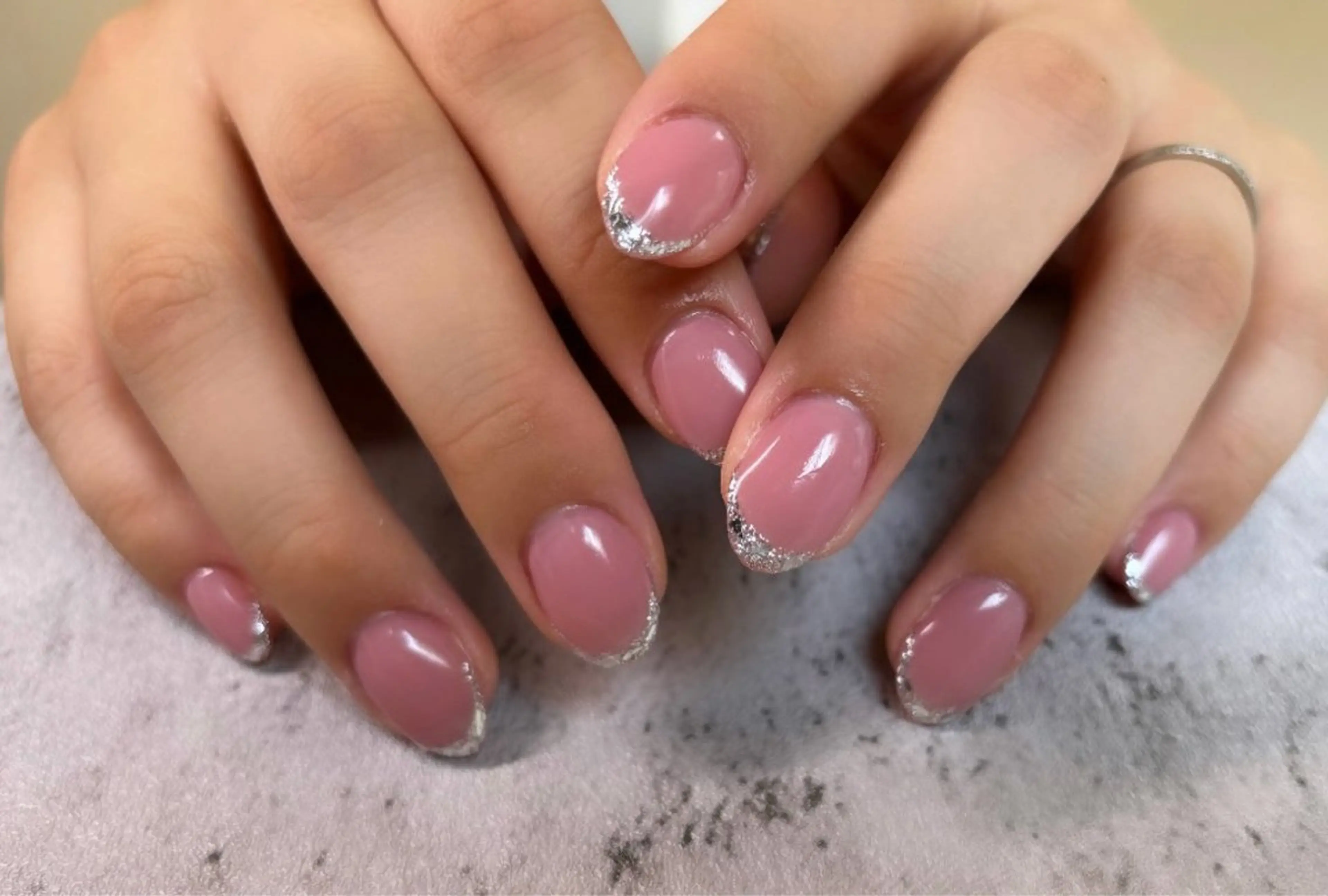 ネイル 黒瀬 奈津季のネイルデザイン