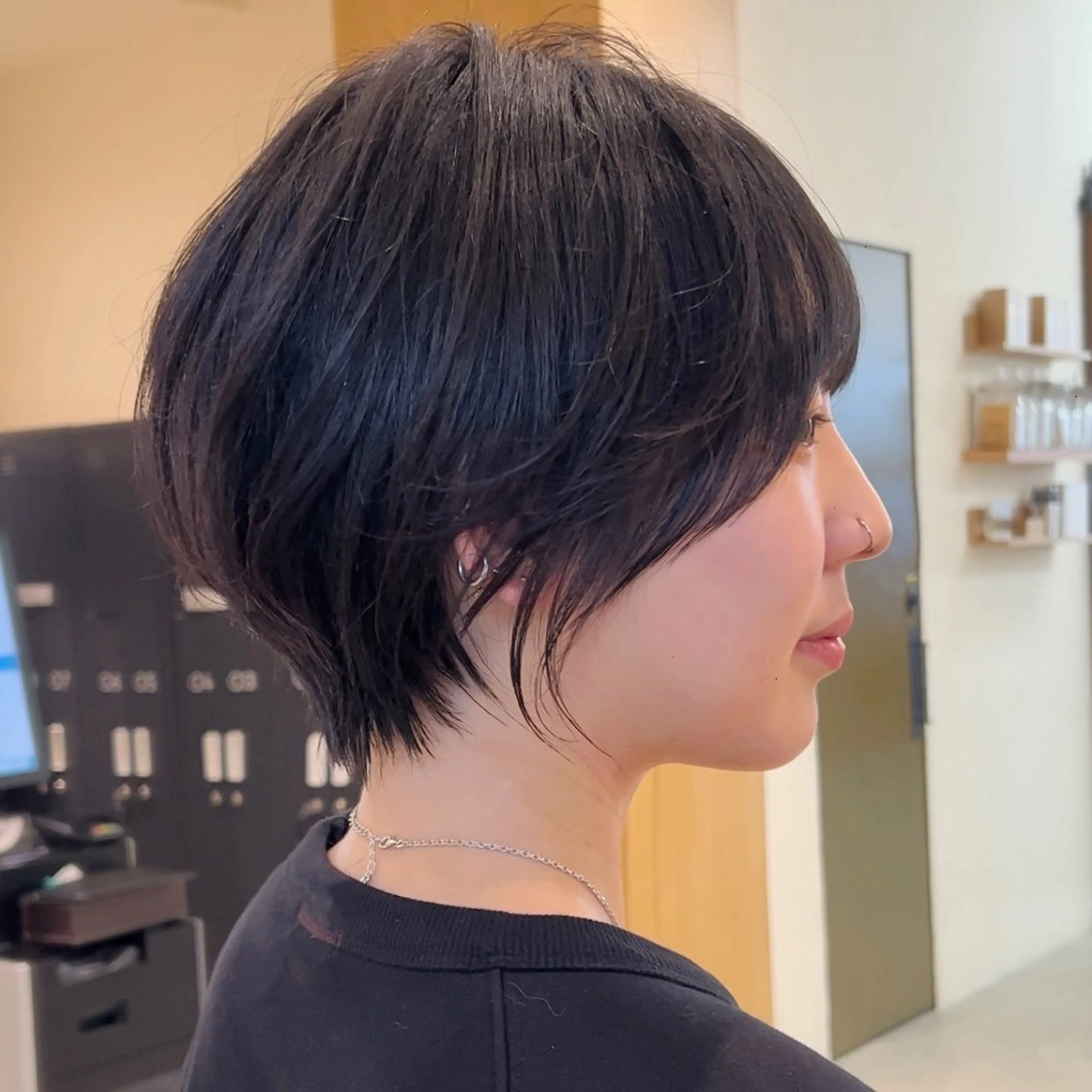 ショート くびれヘア ショートヘア 小顔カット 【限定価格✨ ✂️】岩田真宏のヘアスタイル