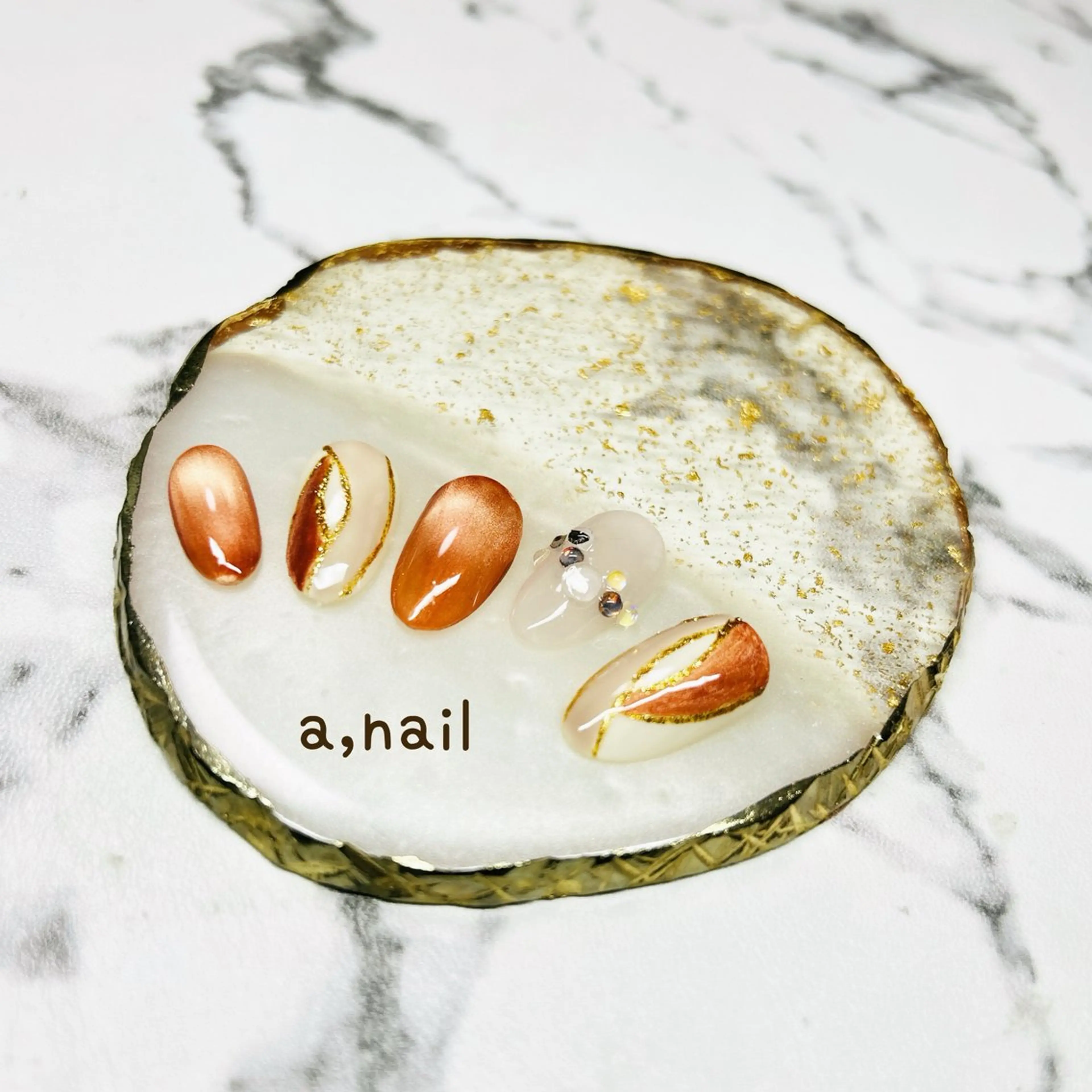 (ご新規様無料ソフトジェルオフあり/オフなし)定額7680円コースの写真