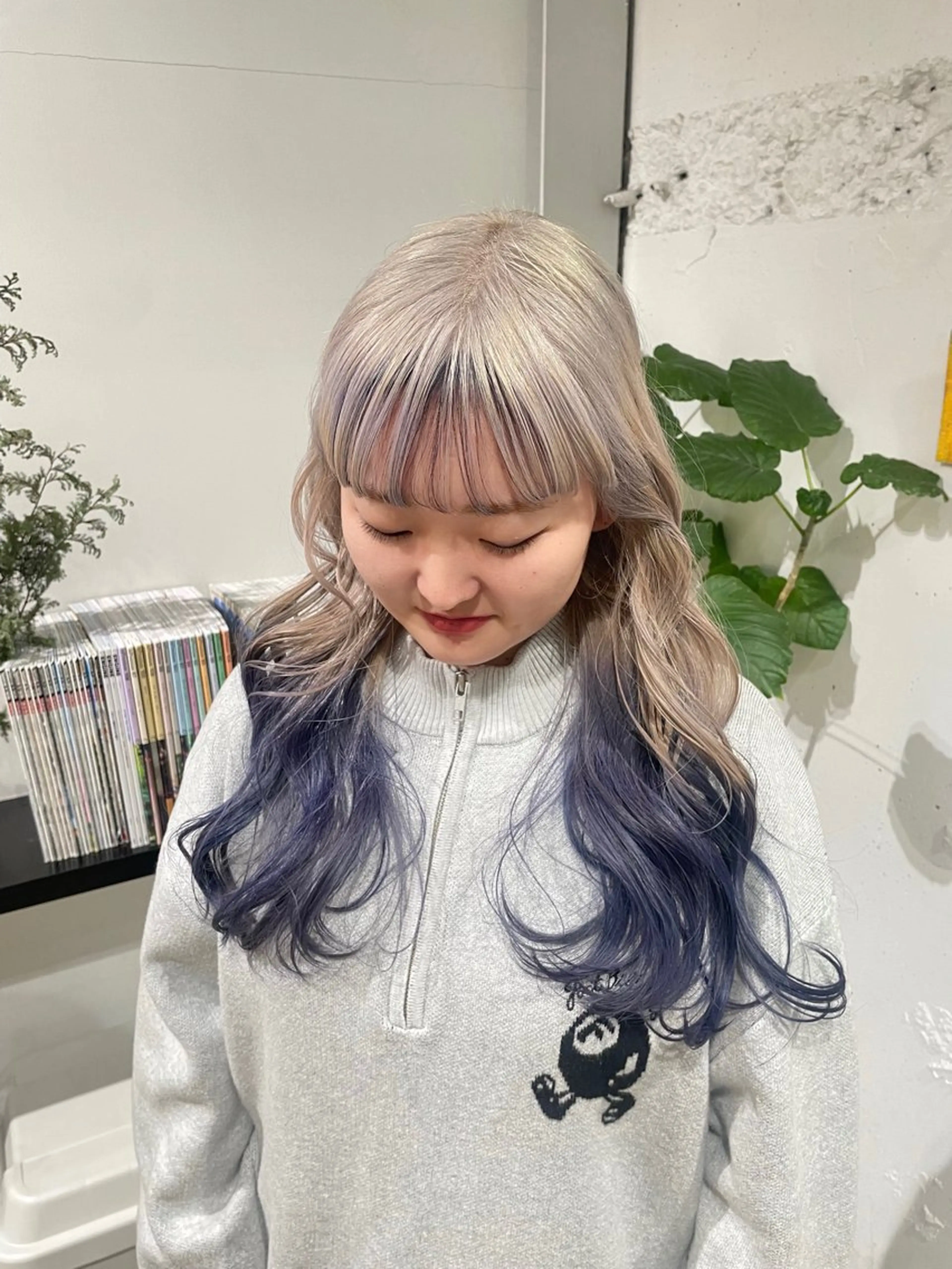 カット＋デザインカラー(ブリーチあり)の写真