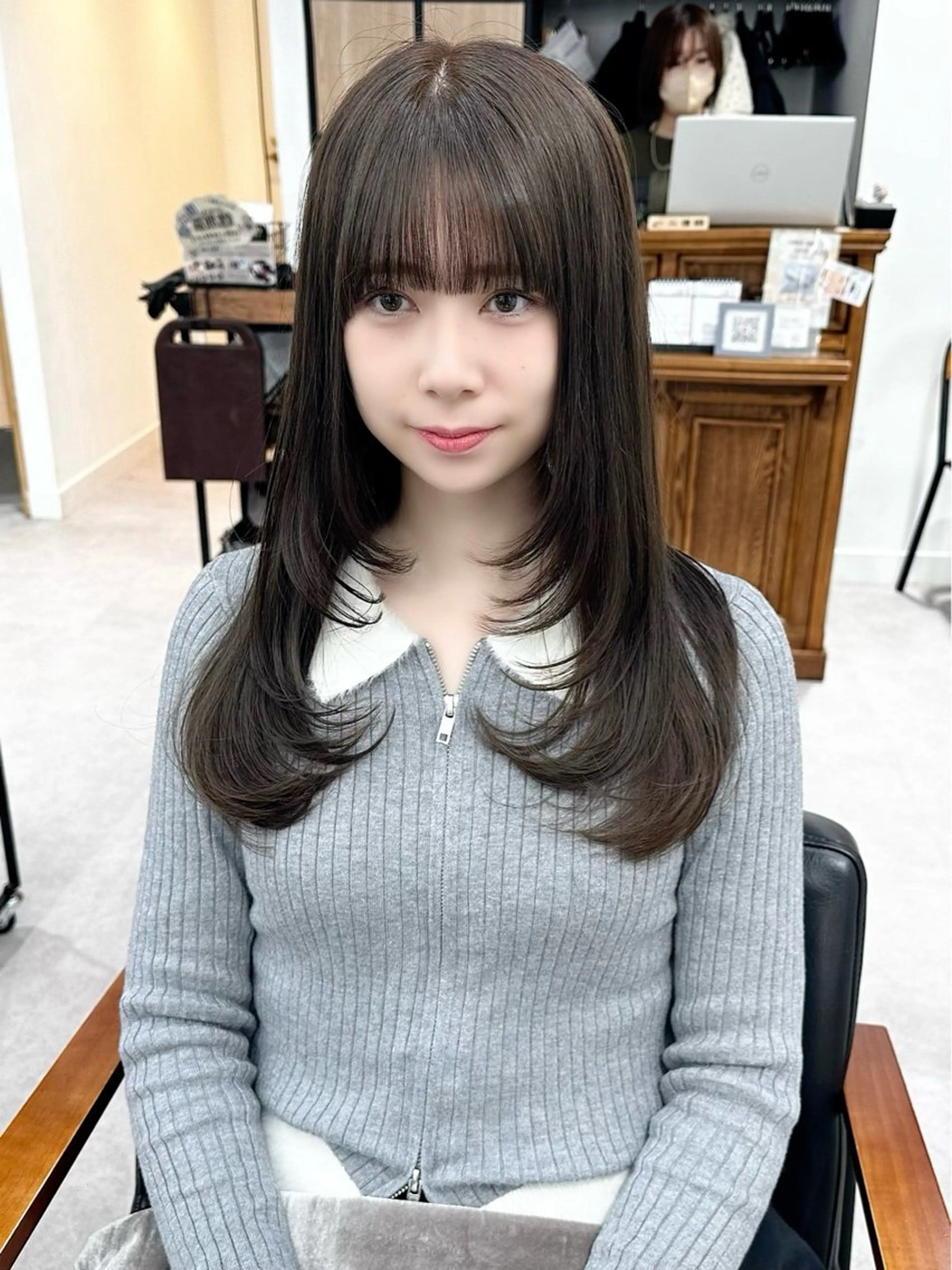 ロング カラー パーマ ヘアアレンジ キッズ カット ヘアカラー レイヤーカット 🌿透け感カラーのヘアスタイル