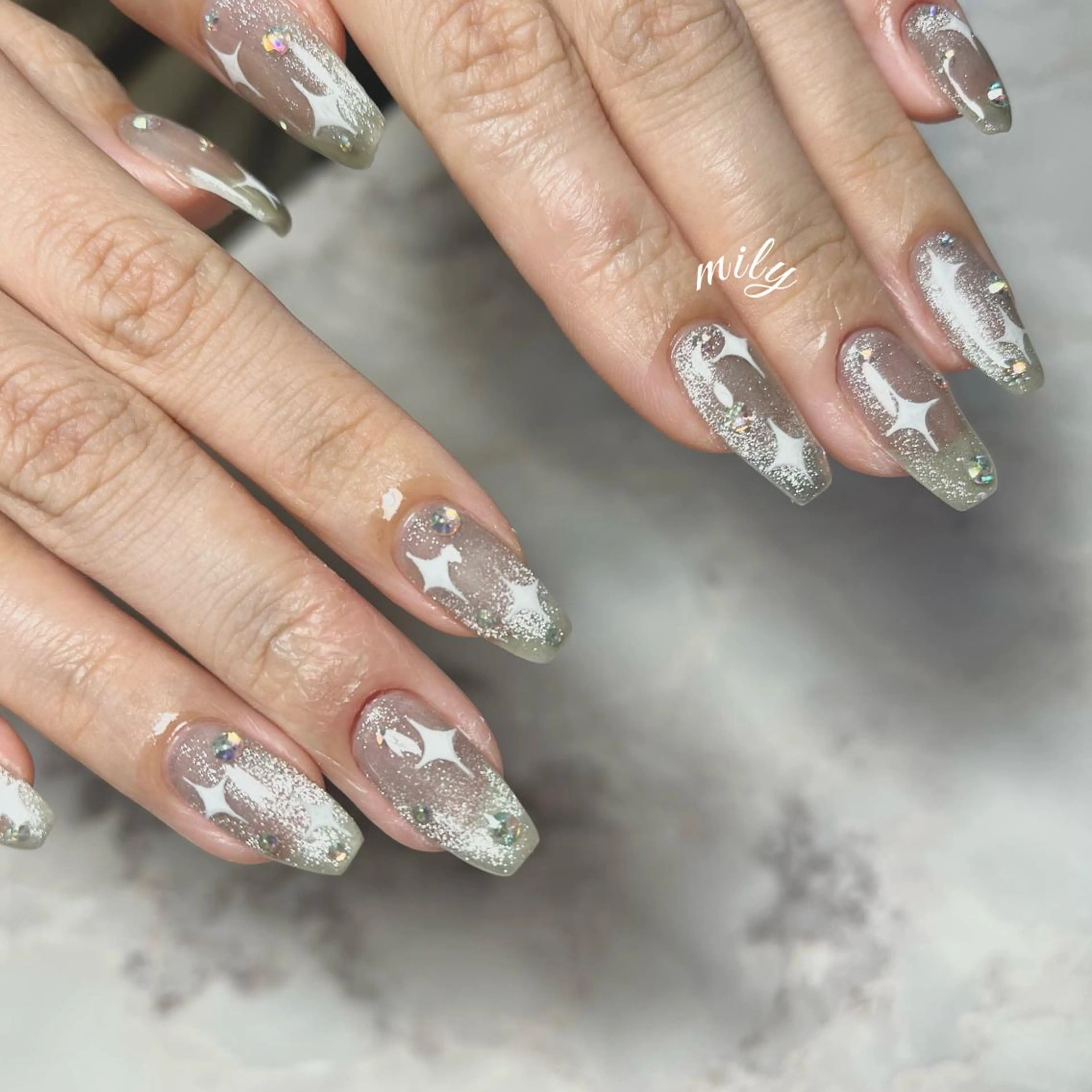 ネイル mily_harajuku所属・韓国ネイル☁️ haruna🌛のネイルデザイン
