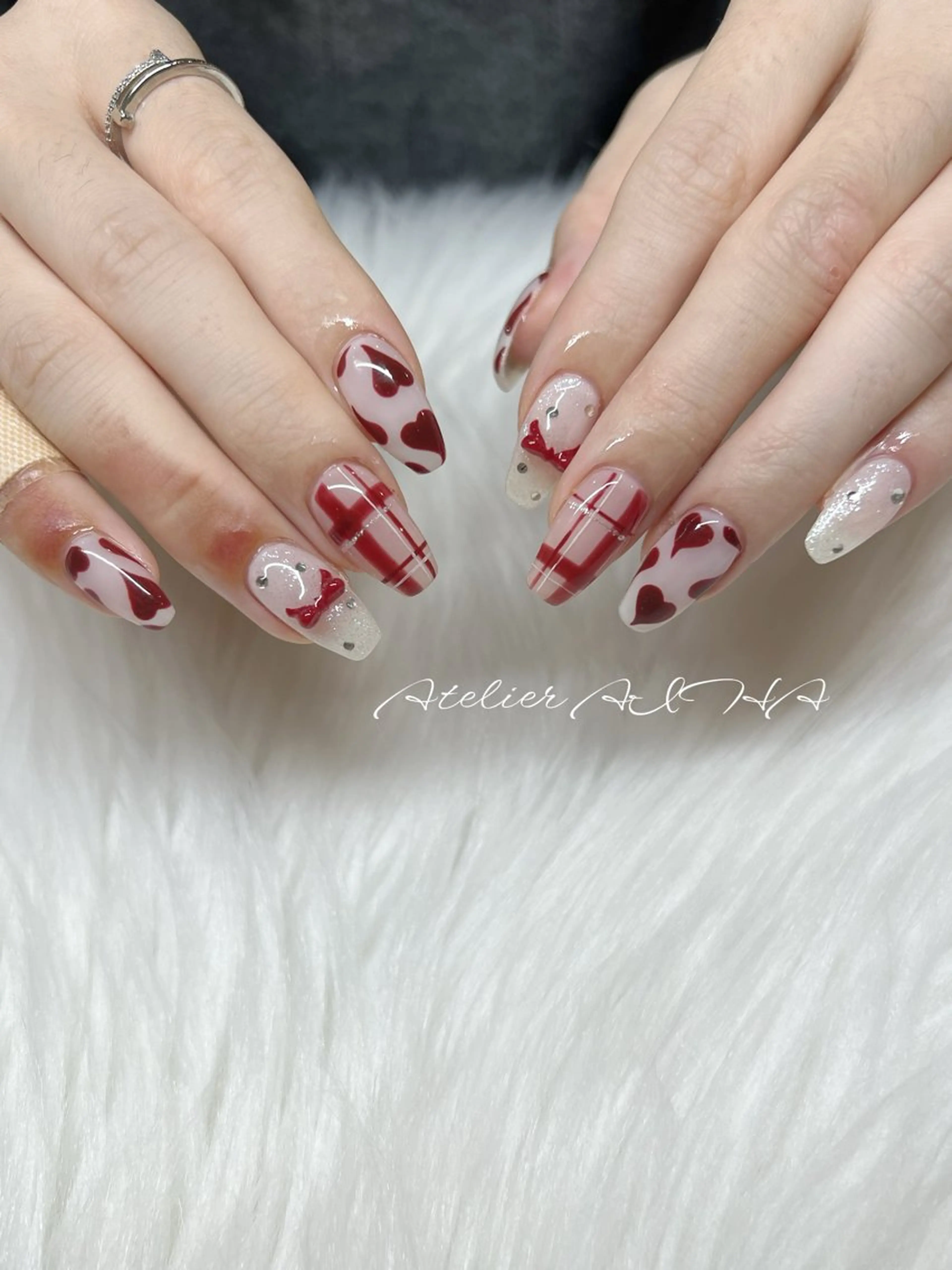 ミディアム アトリエAIHA所属・アトリエAIHA★ フィルイン推奨サロンのネイルデザイン