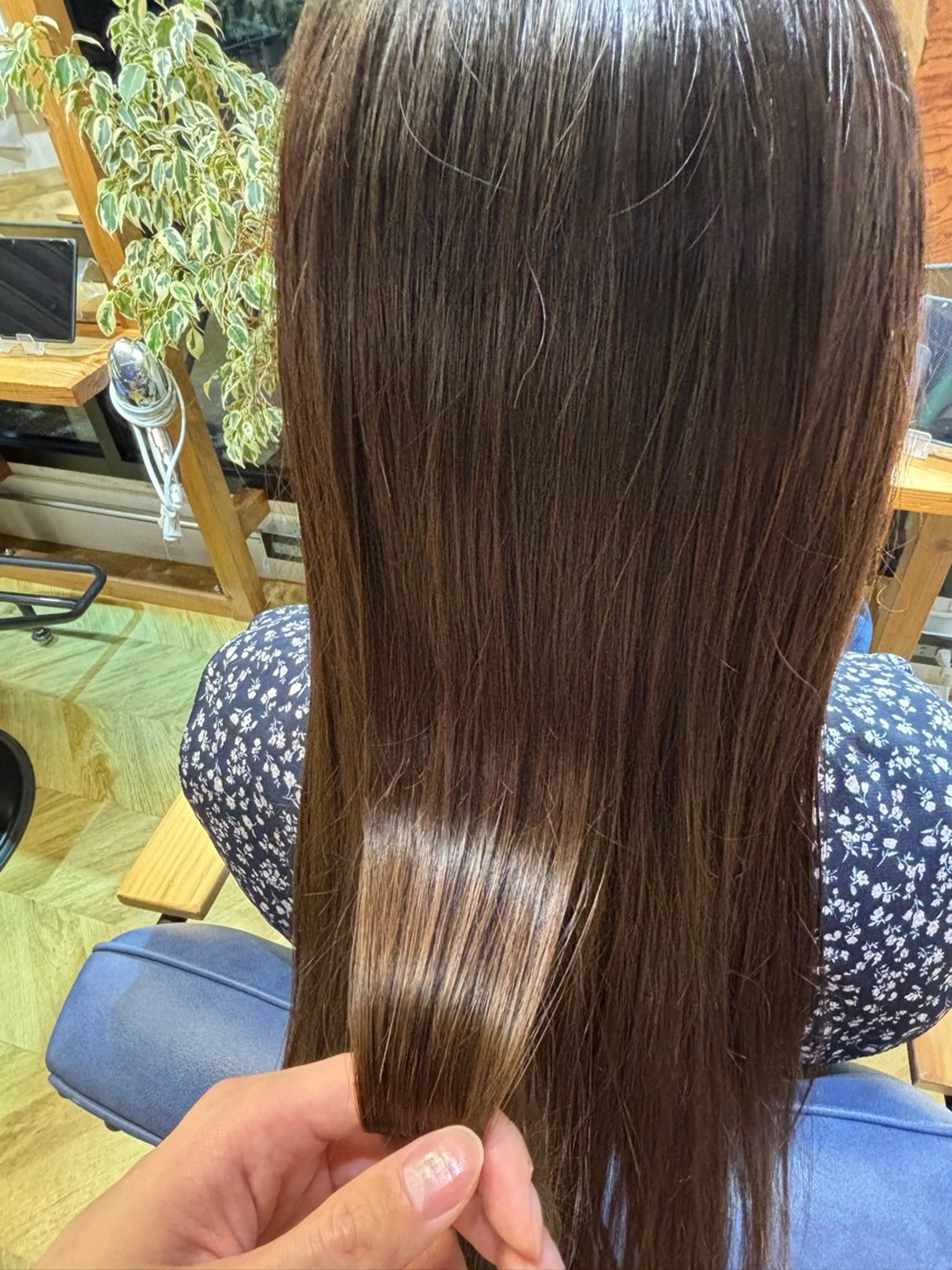 セミロング カラー パーマ 《髪質改善カラー》 🧸kaede🍁のヘアスタイル