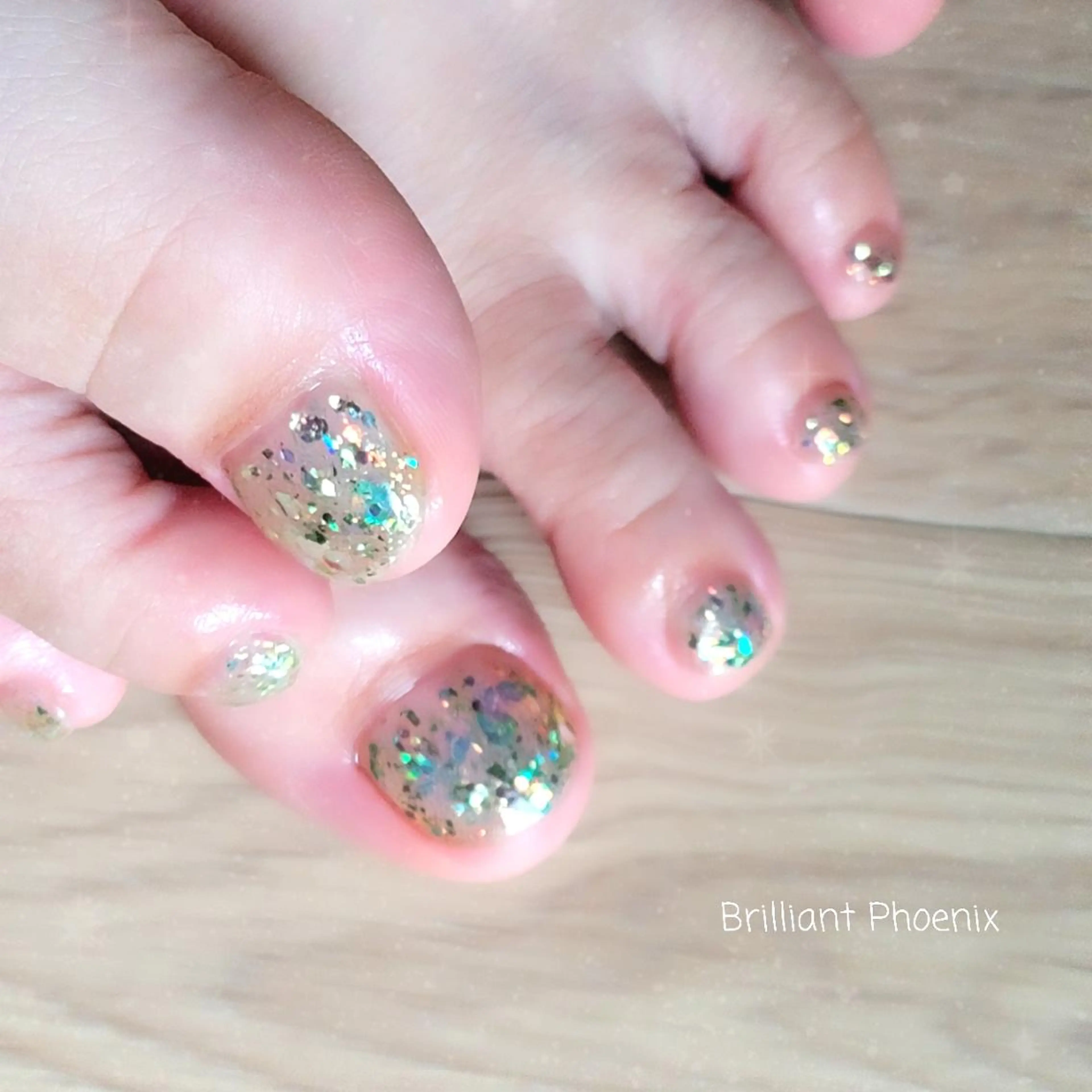 ネイル ラメ(グリッター) ワンカラーネイル フットネイル 石田 由紀のネイルデザイン