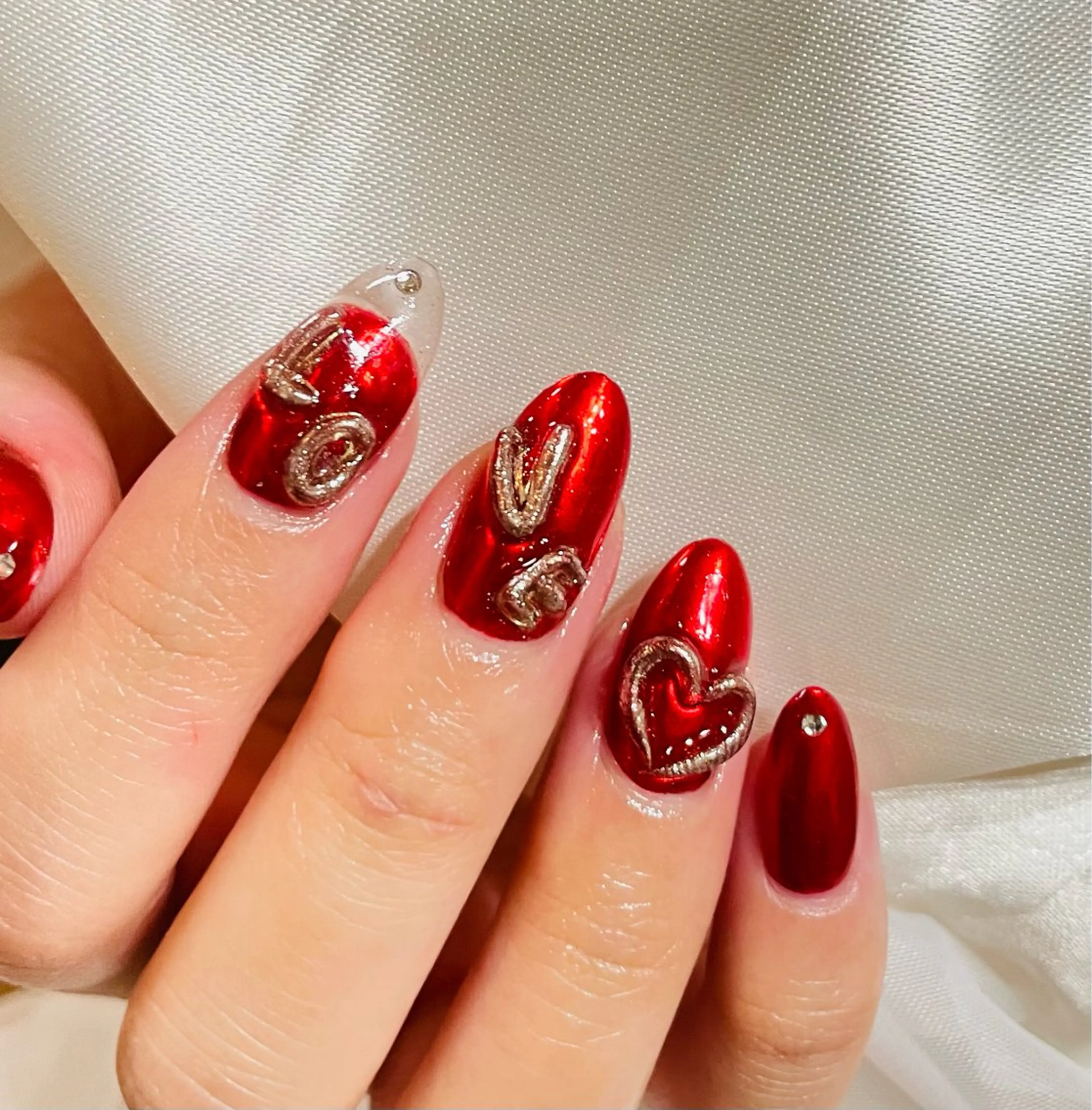 メンズ ネイル ミラーネイル 赤色 バレンタイン Chérinail 爪のお手入れのネイルデザイン