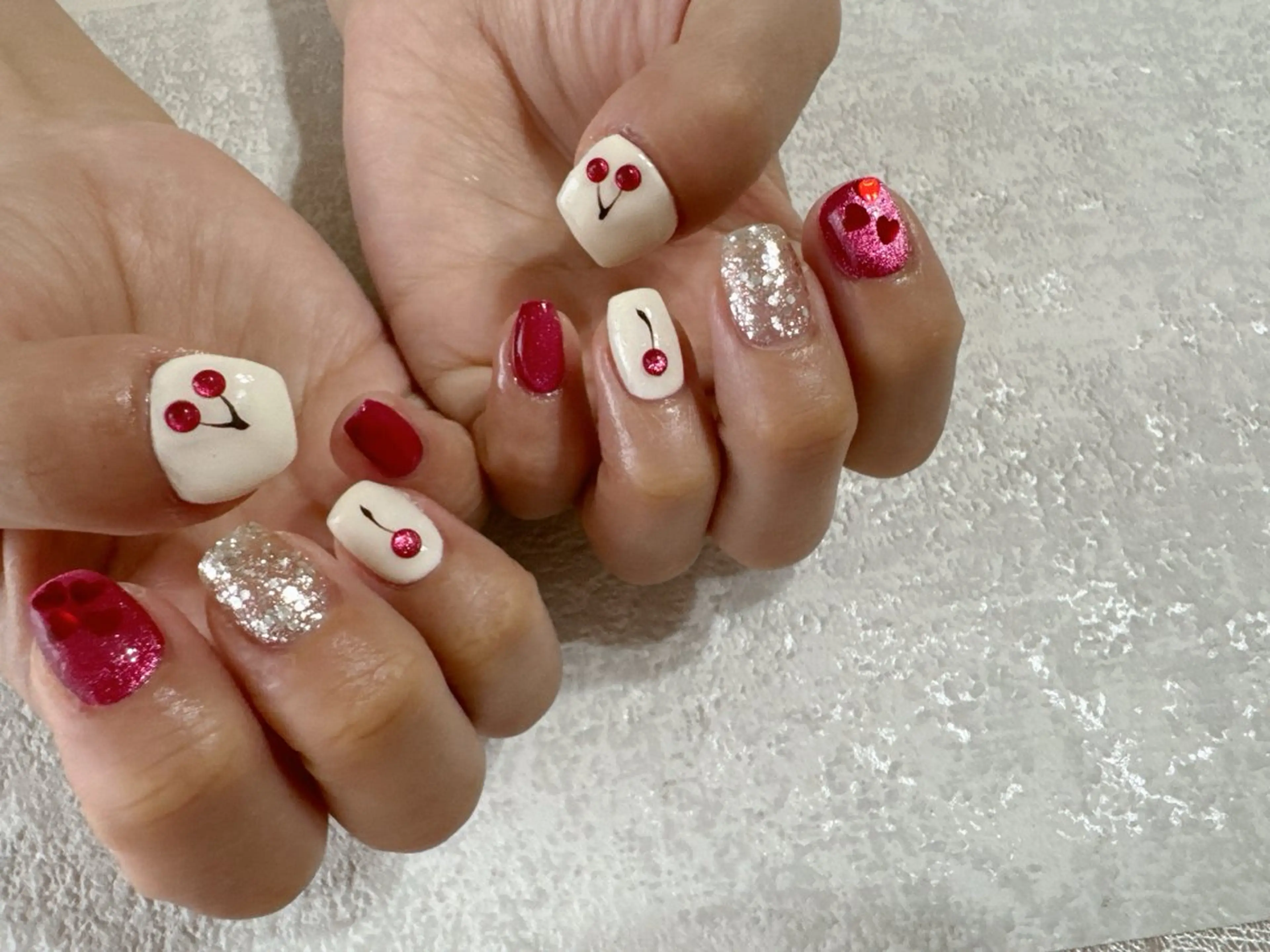 ネイル オーロラネイル フットネイル フレンチネイル ジェルネイル 韓国ネイル ハンドネイル kikinail 溝の口のネイルデザイン