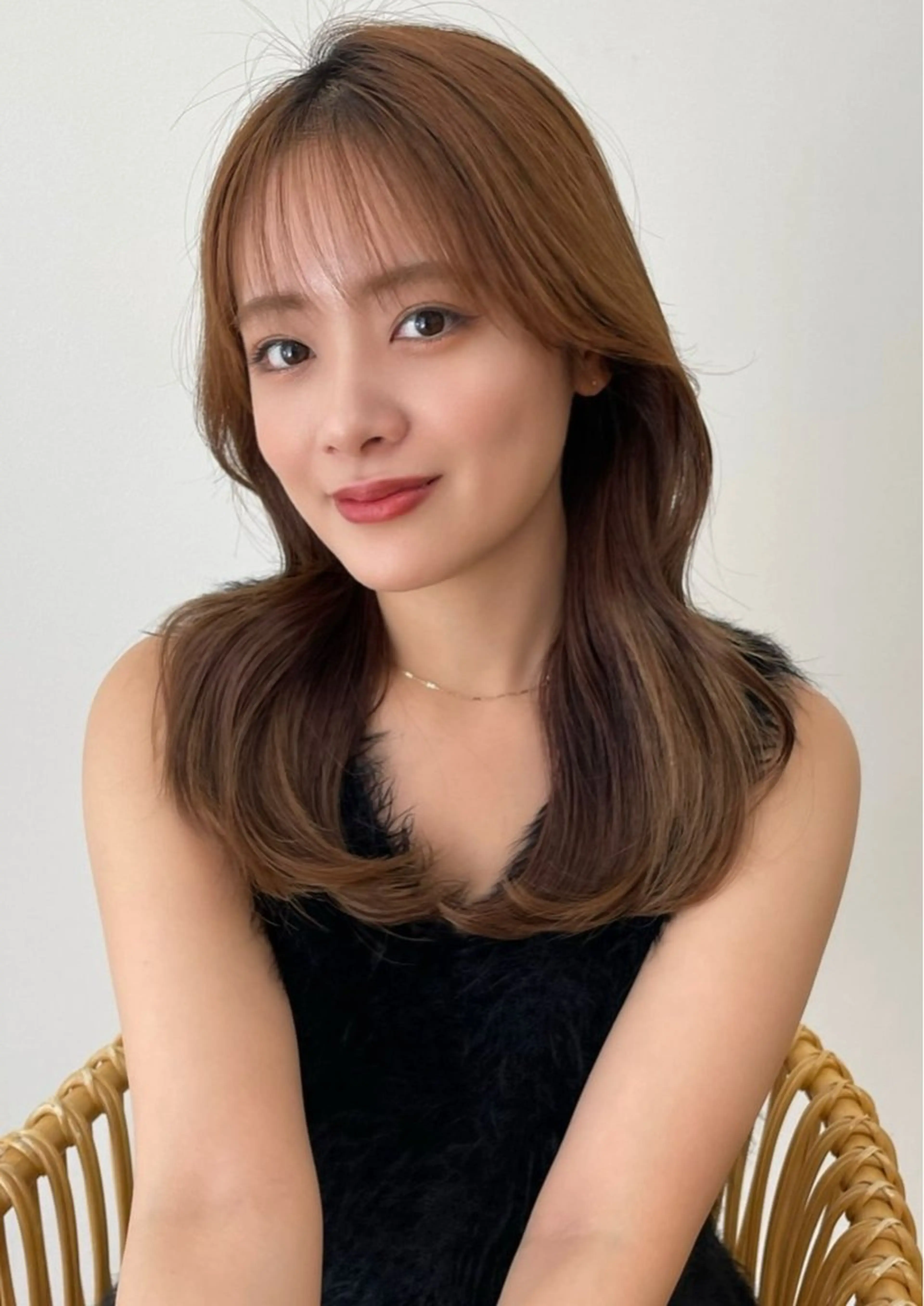 セミロング カラー 顔まわりレイヤー 韓国風ヘア レイヤーカット カット ヘアカラー トリートメント 岡田まみ🍒🤍 透明感カラー/暖色のヘアスタイル