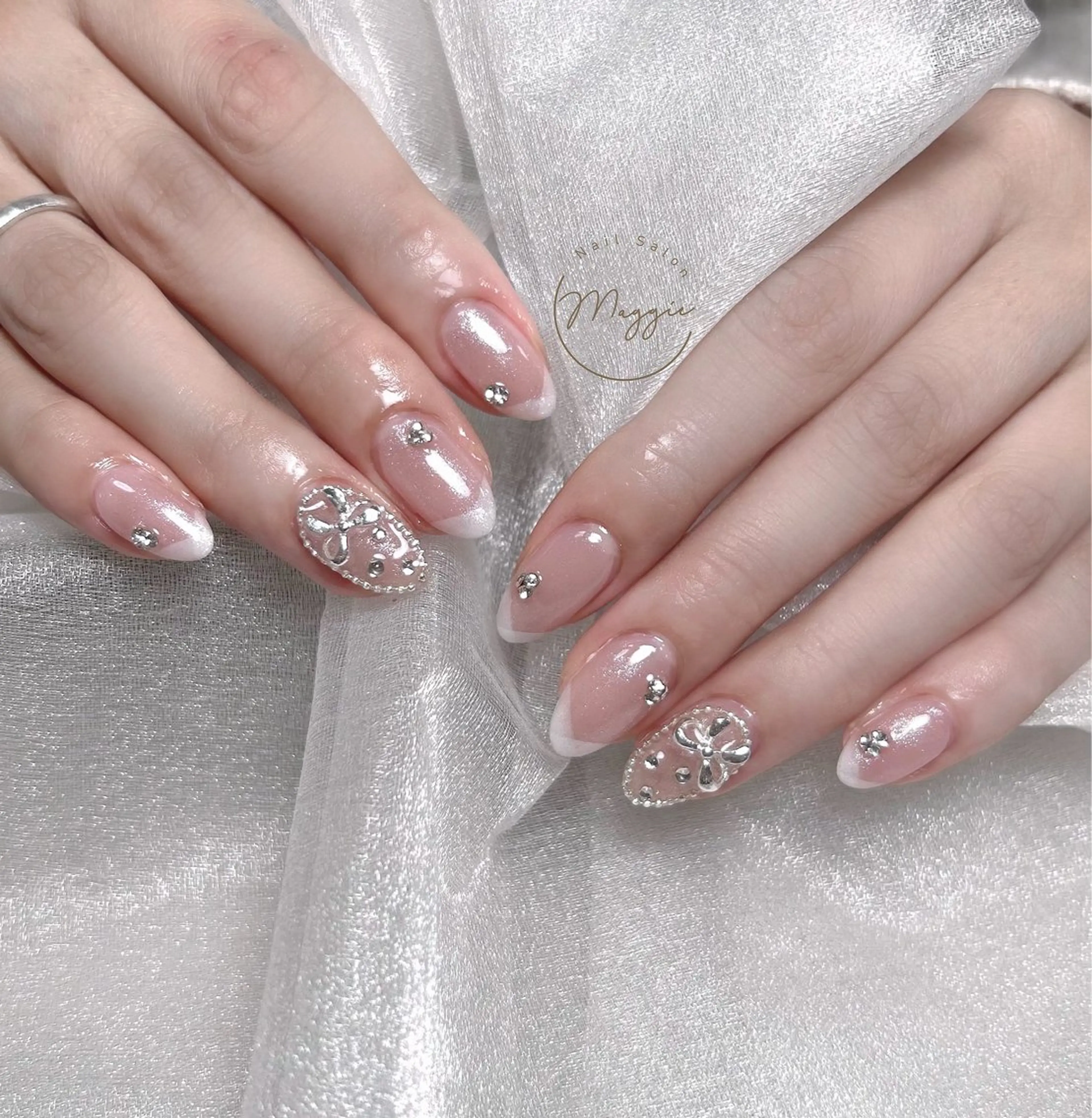 ネイル Maggie Nail🦩のネイルデザイン