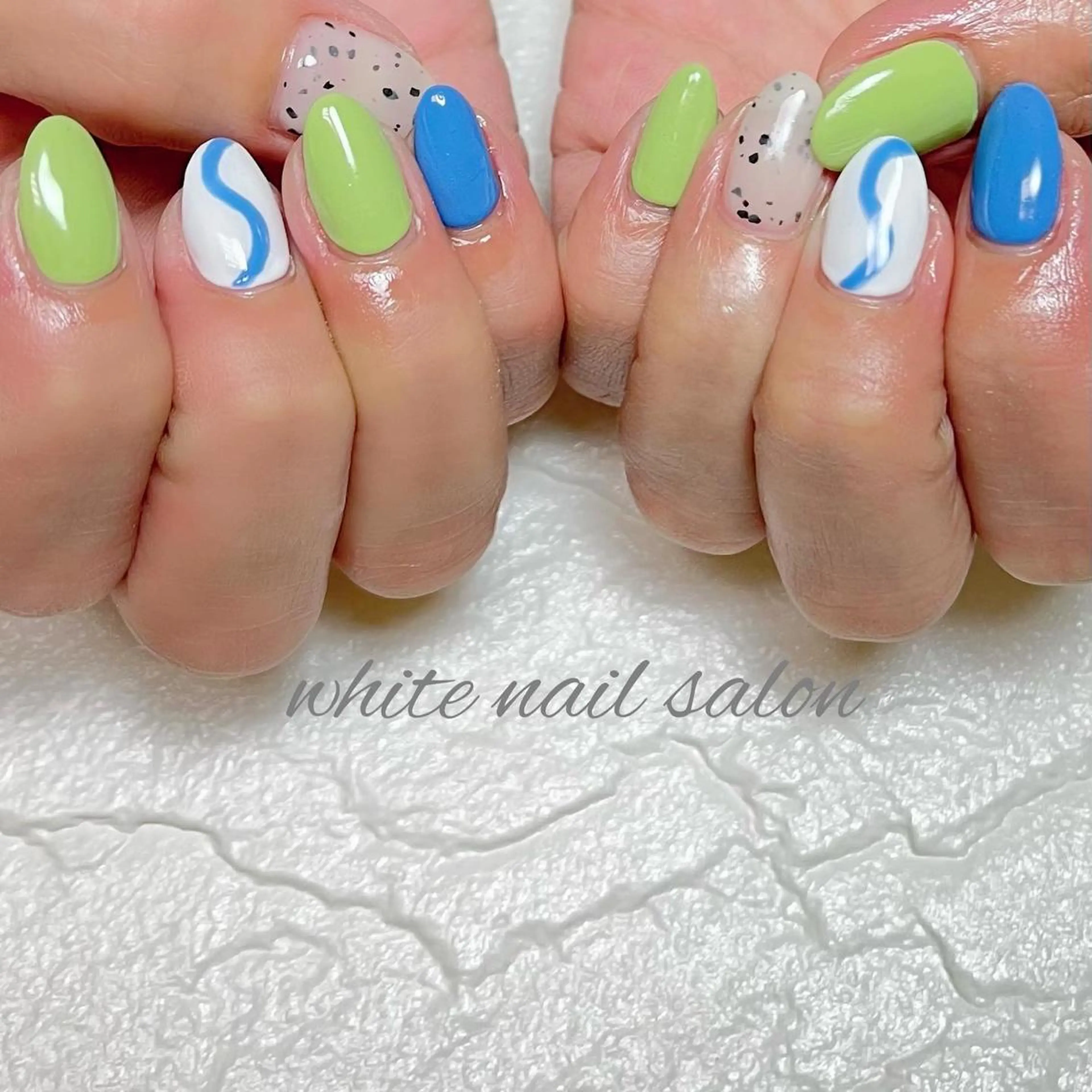 ネイル フットネイル ジェルネイル ハードジェル ラメ(グリッター) 持ち込み ハンドネイル white nail salonのネイルデザイン