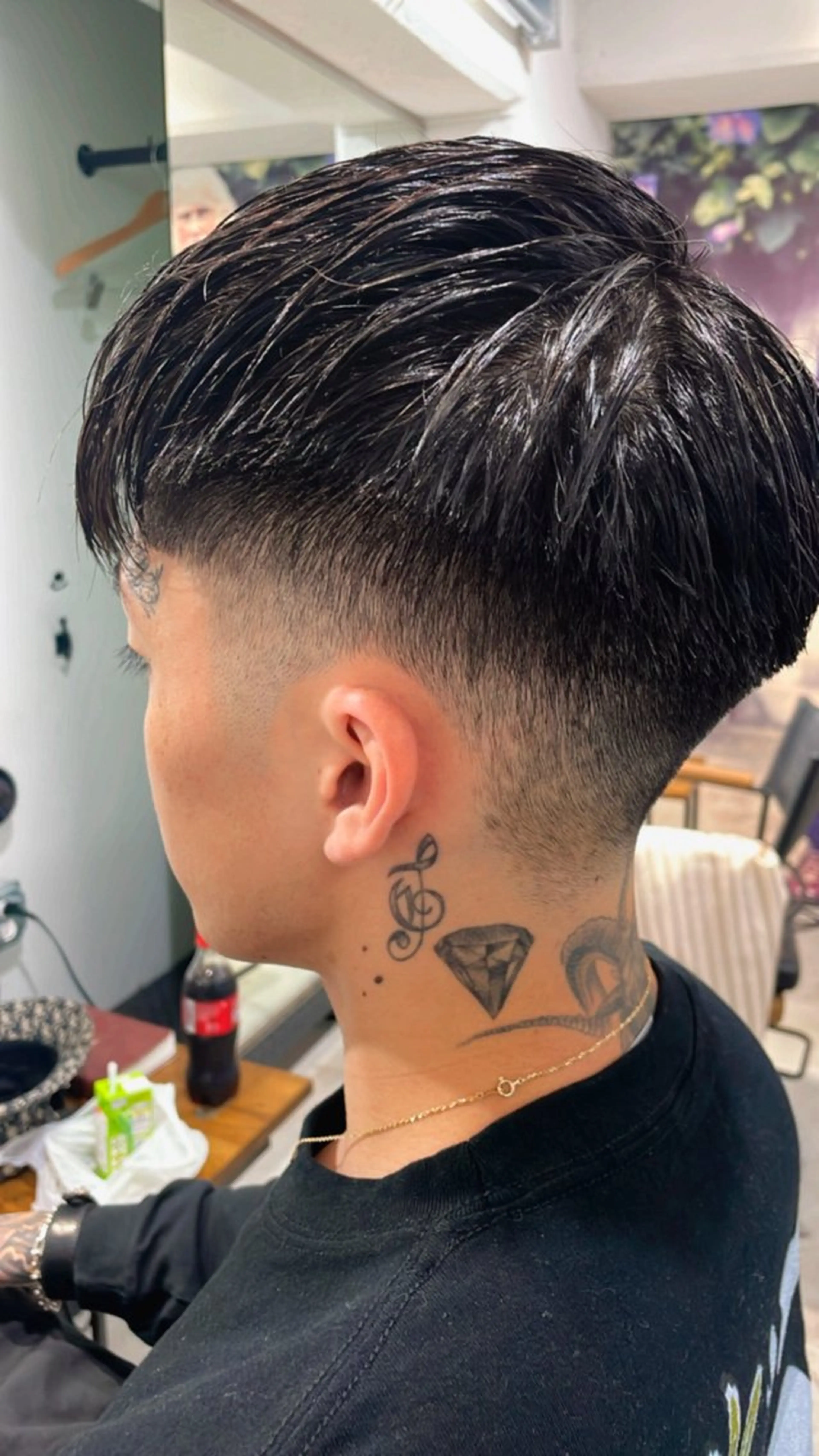 ショート メンズ フェードカット ✂︎barber✂︎ Hideのヘアスタイル
