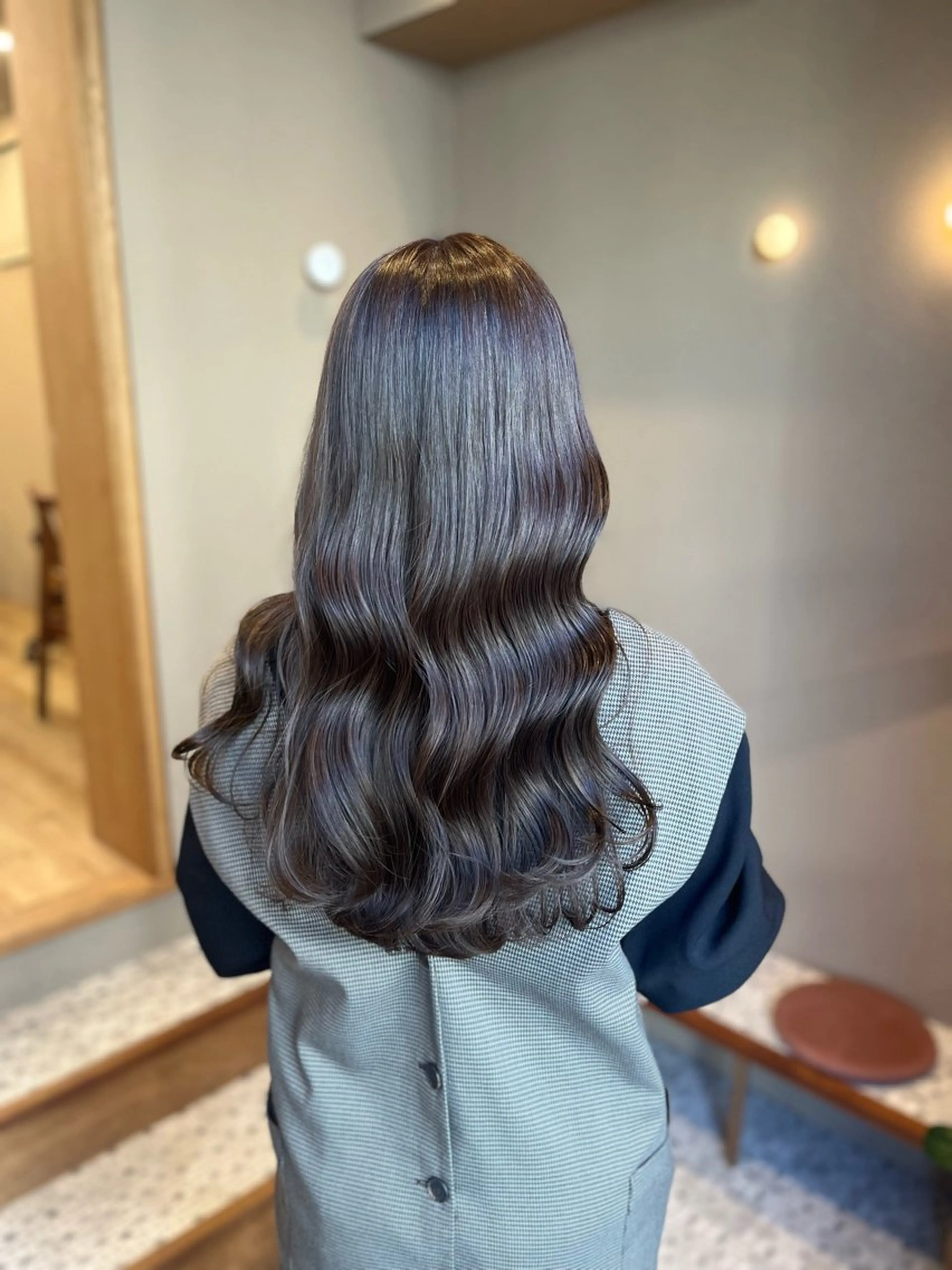 ロング カラー hina 🛋️ブリーチカラーのヘアスタイル