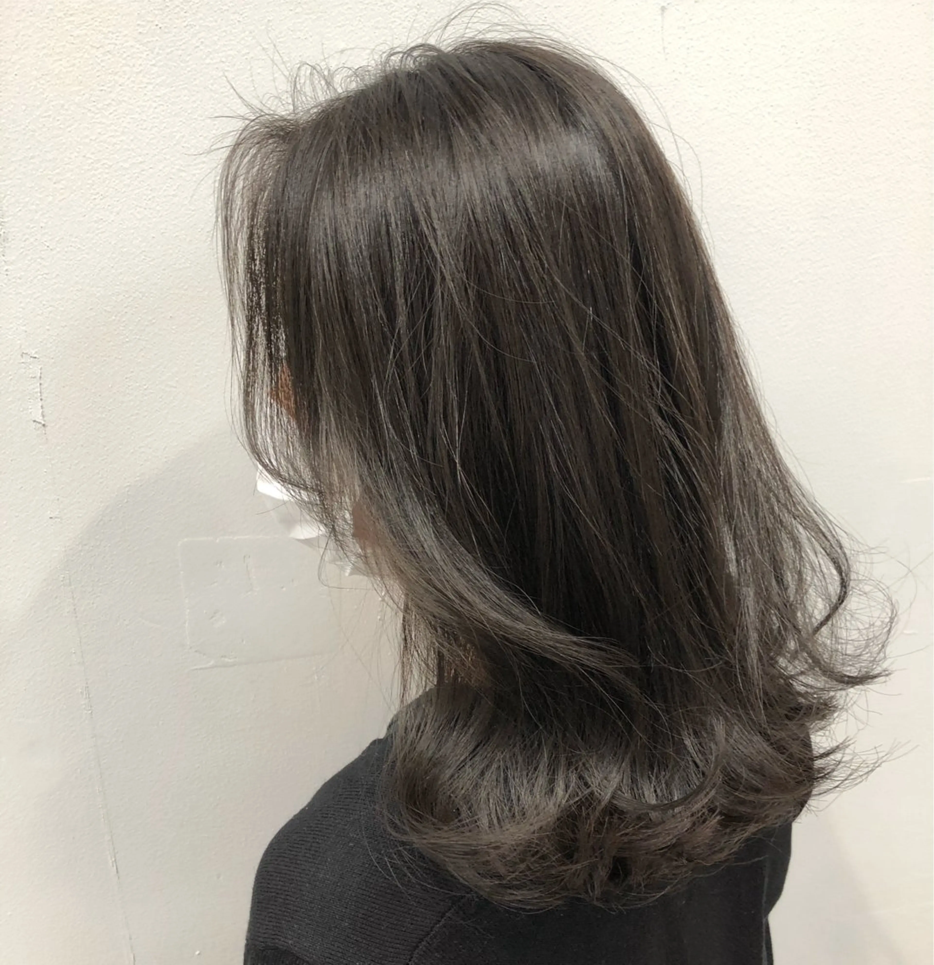 セミロング カット ヘアカラー トリートメント GO TODAY SHAIRE SALON原宿vita店舗所属・🩷完全マンツーマン 💖ASAHIのヘアスタイル