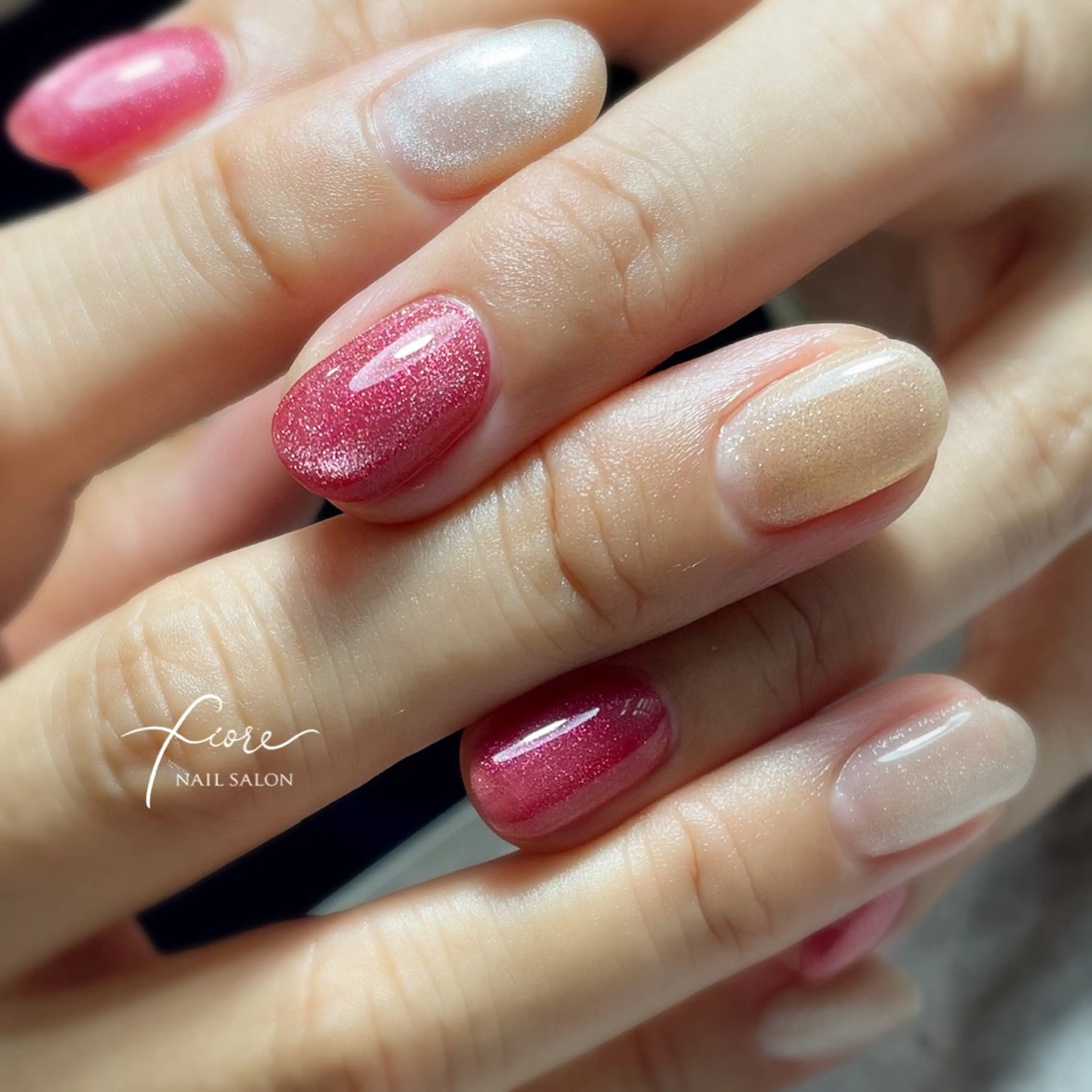 初回オフ代込み【マグネットネイル】自爪に優しいフィルインで作る極上美フォルム♪ 甘皮処理込みの写真