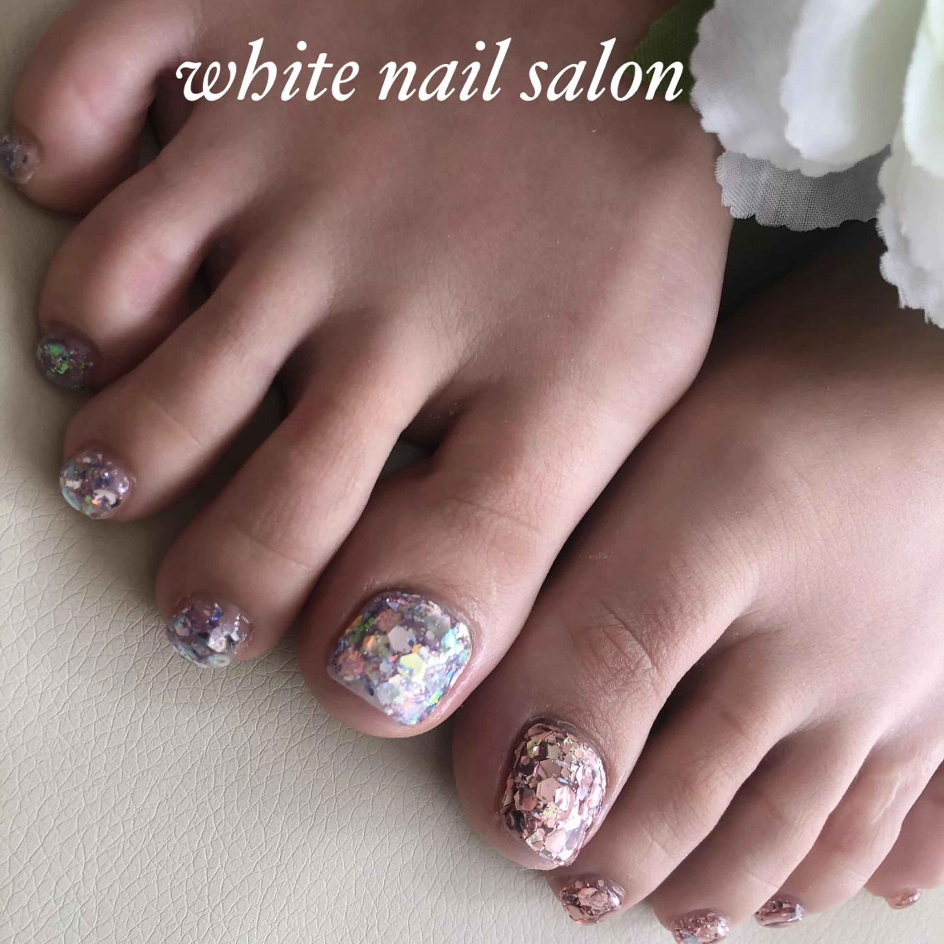 ネイル アートネイル フットネイル フレンチネイル ジェルネイル ハードジェル フットネイル white nail salonのネイルデザイン