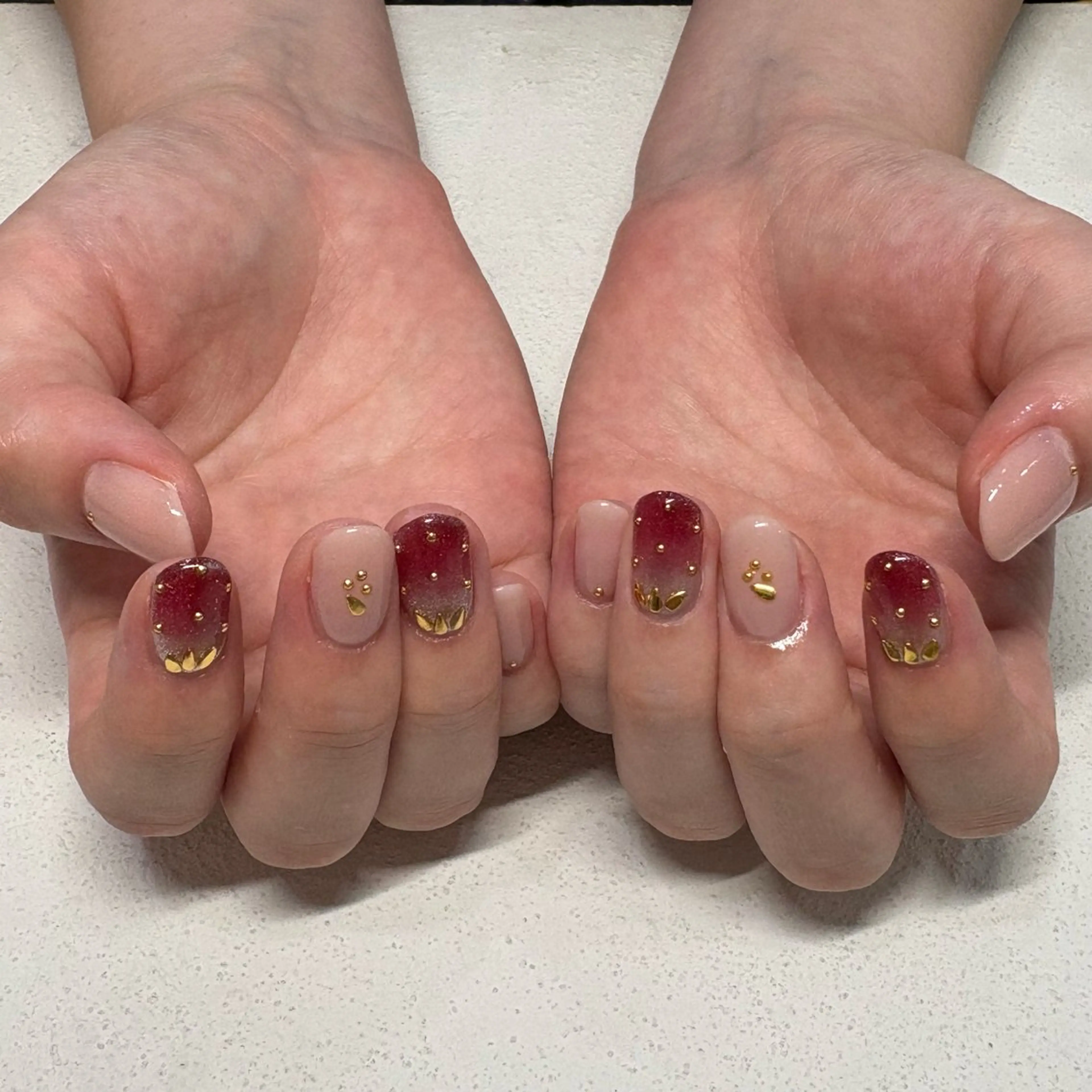 ネイル ハンドネイル HARUKA 🌸のネイルデザイン