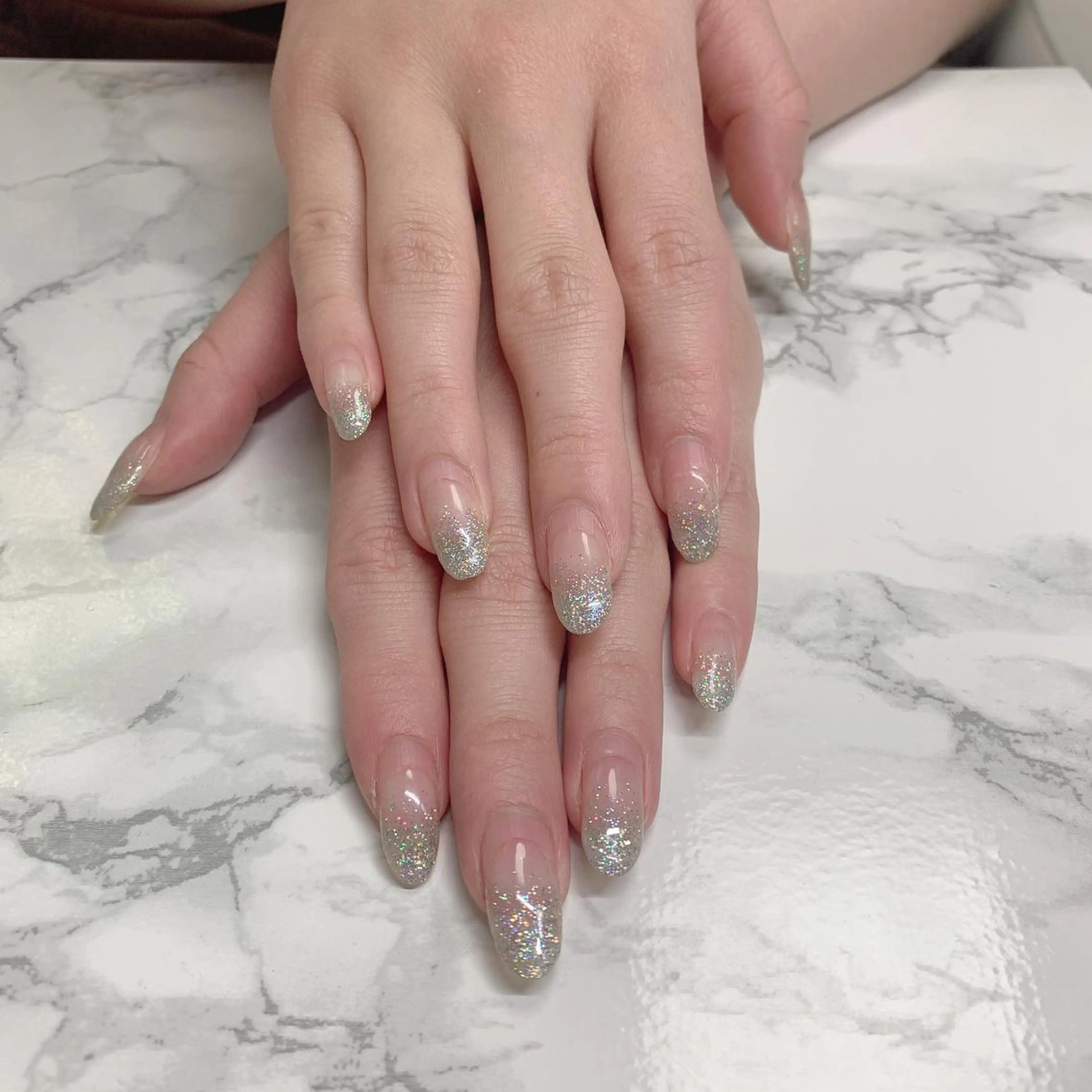 ネイル はな💎ネイル ワンホン、長さ出しのネイルデザイン