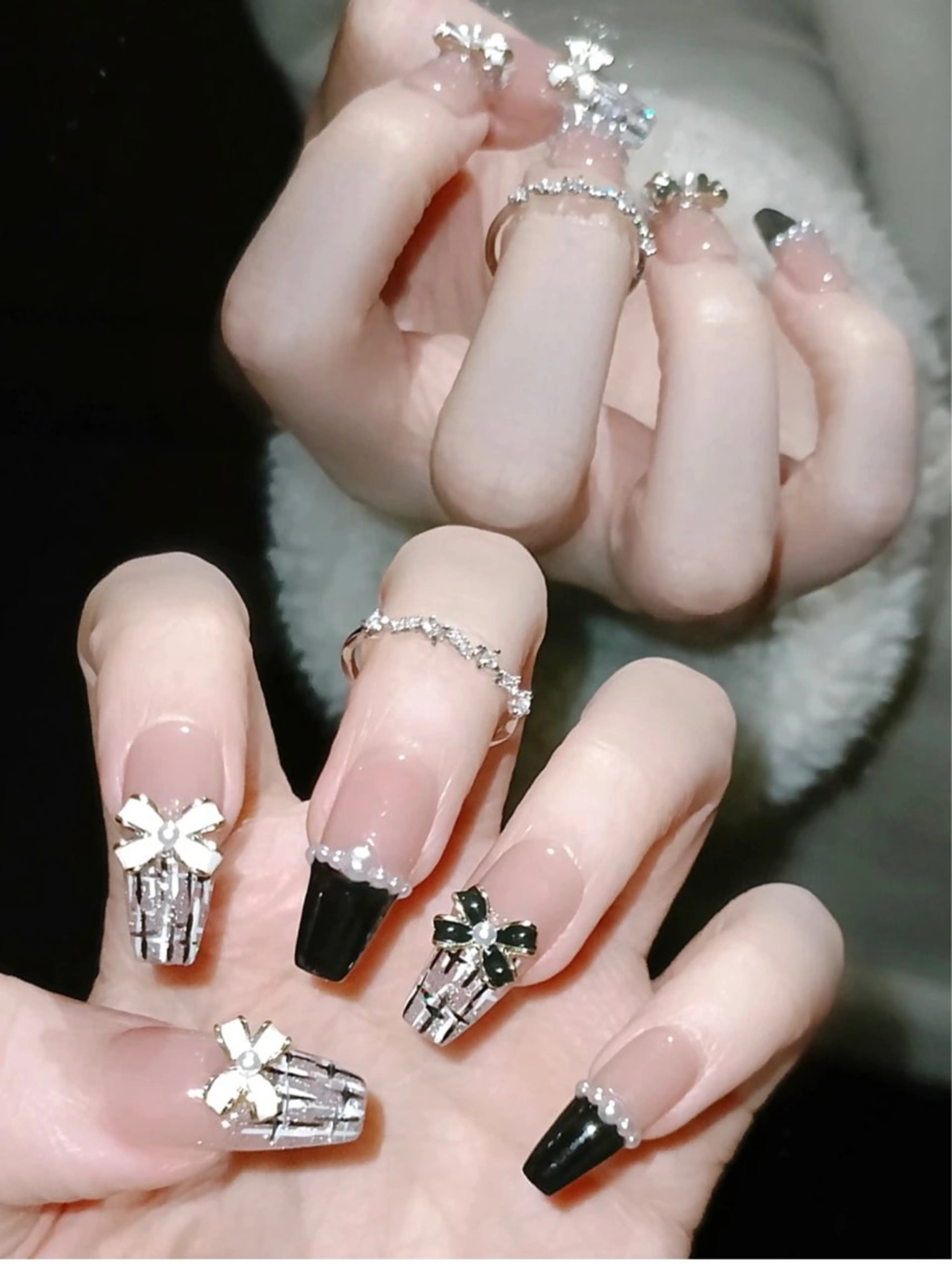 ネイル 菲菲ネイルサロン所属・FF フィフィネイルサロンのネイルデザイン