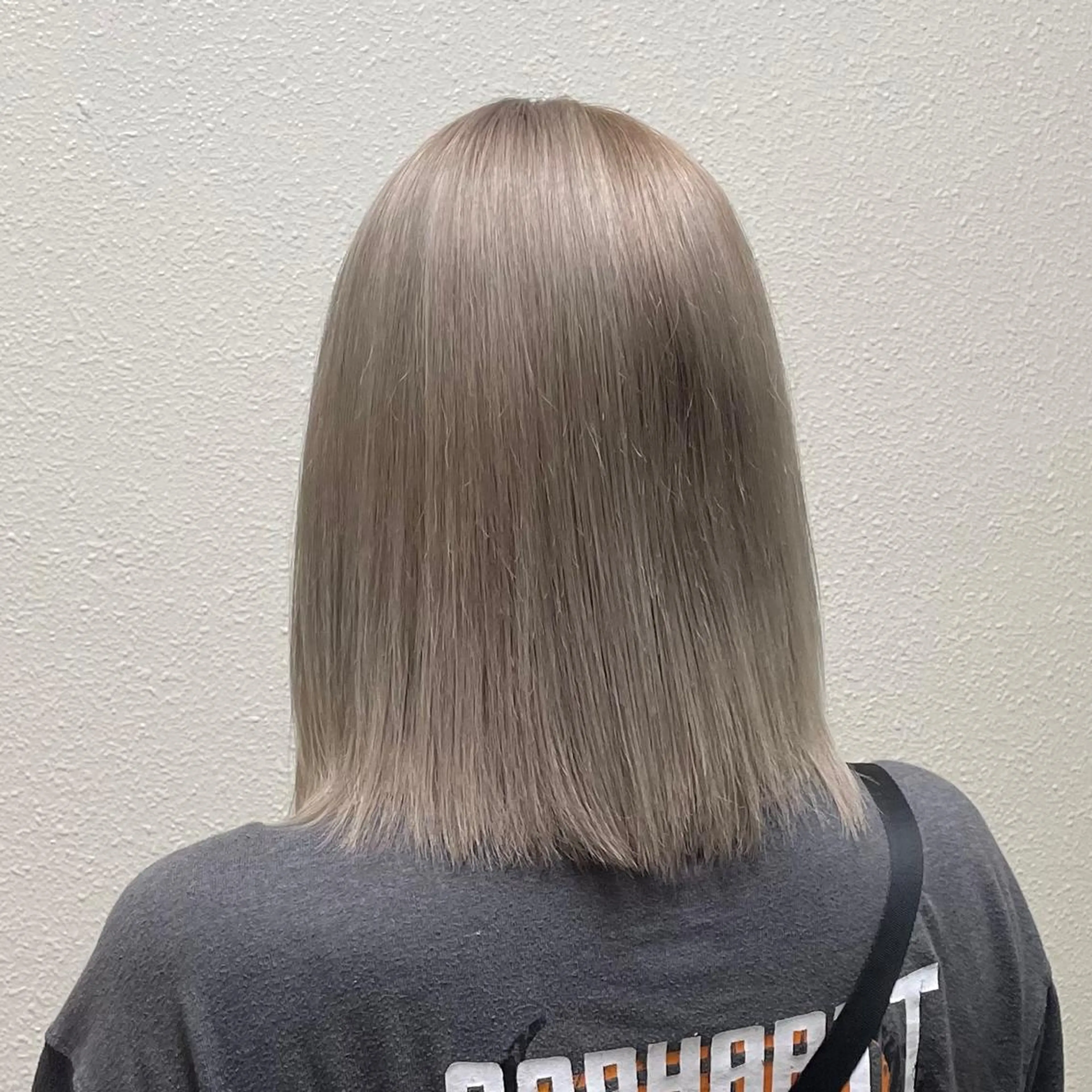 ミディアム カラー パーマ ヘアアレンジ メンズ キッズ ネイル マツエク・マツパ アイブロウ ミディアムパーマ メンズバレイヤージュ メンズブリーチ フェードカット メンズハイライト ヘアカラー トリートメント 髪質改善🇰🇷 レイヤーカット/梅田のヘアスタイル