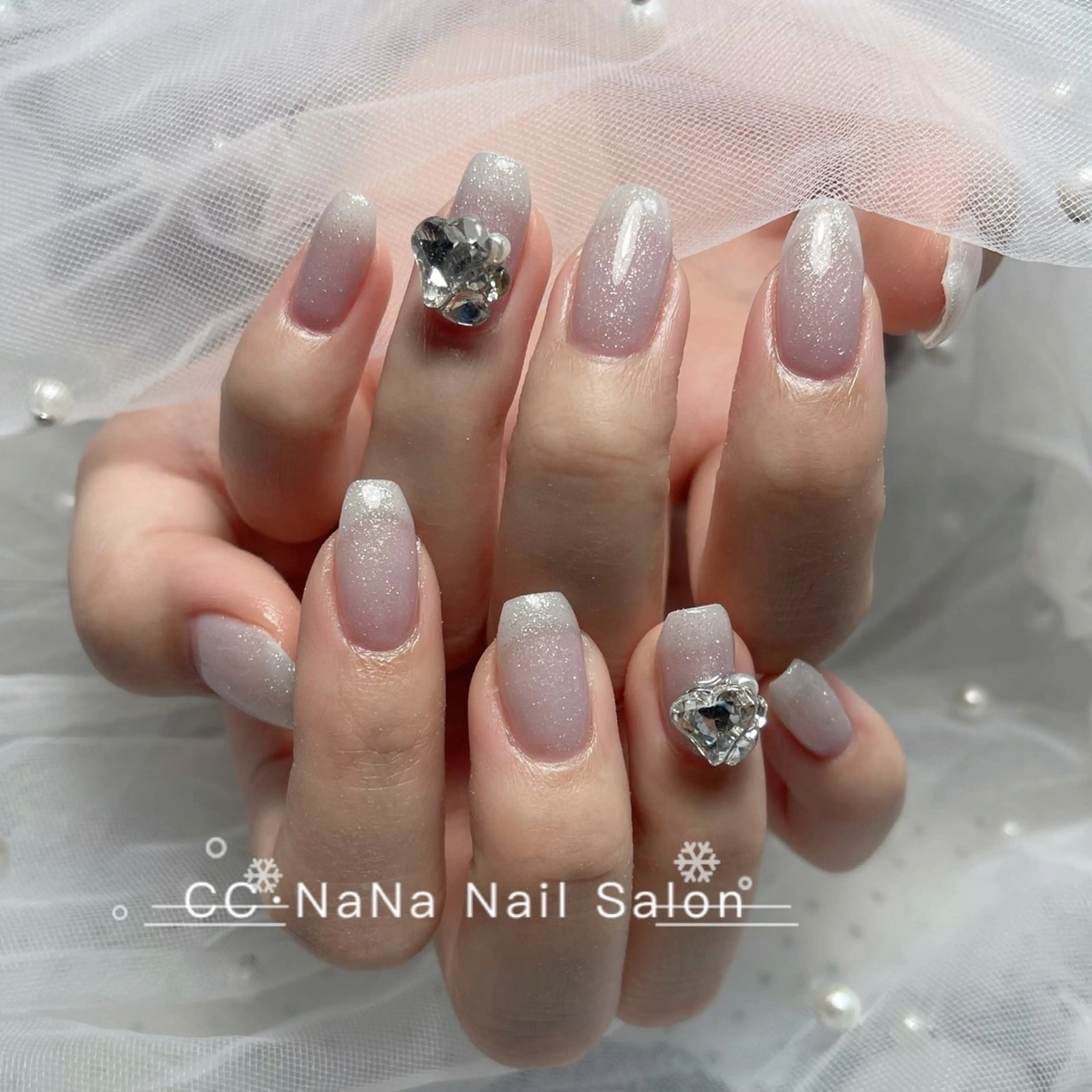 ネイル チークネイル フラッシュネイル ハート キラキラネイル 韓国ネイル ハンドネイル 💎CC・NaNa 韓国風ネイル🌙Cのネイルデザイン