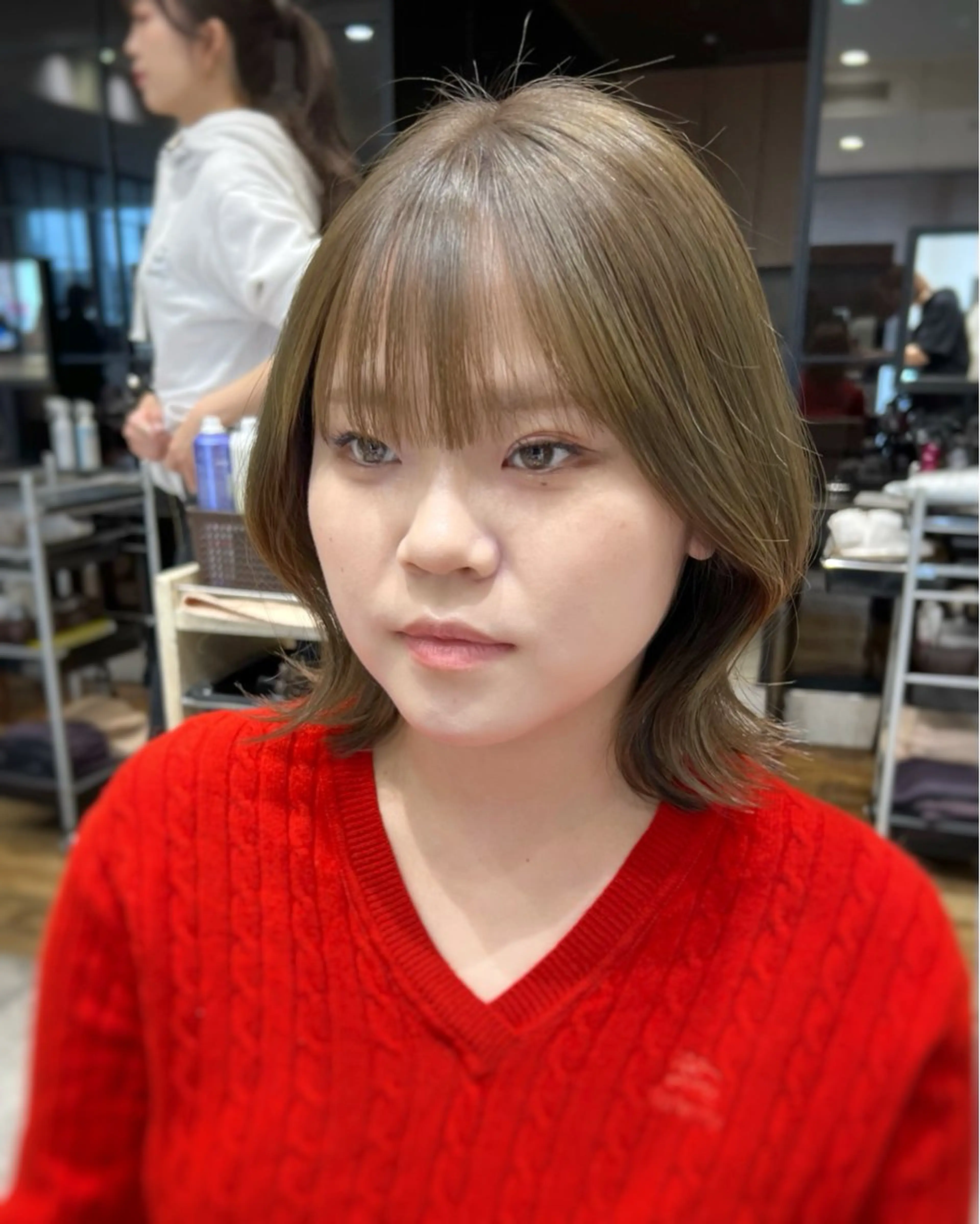 ミディアム カラー 💍新宿ショート 💍岩田莉奈のヘアスタイル