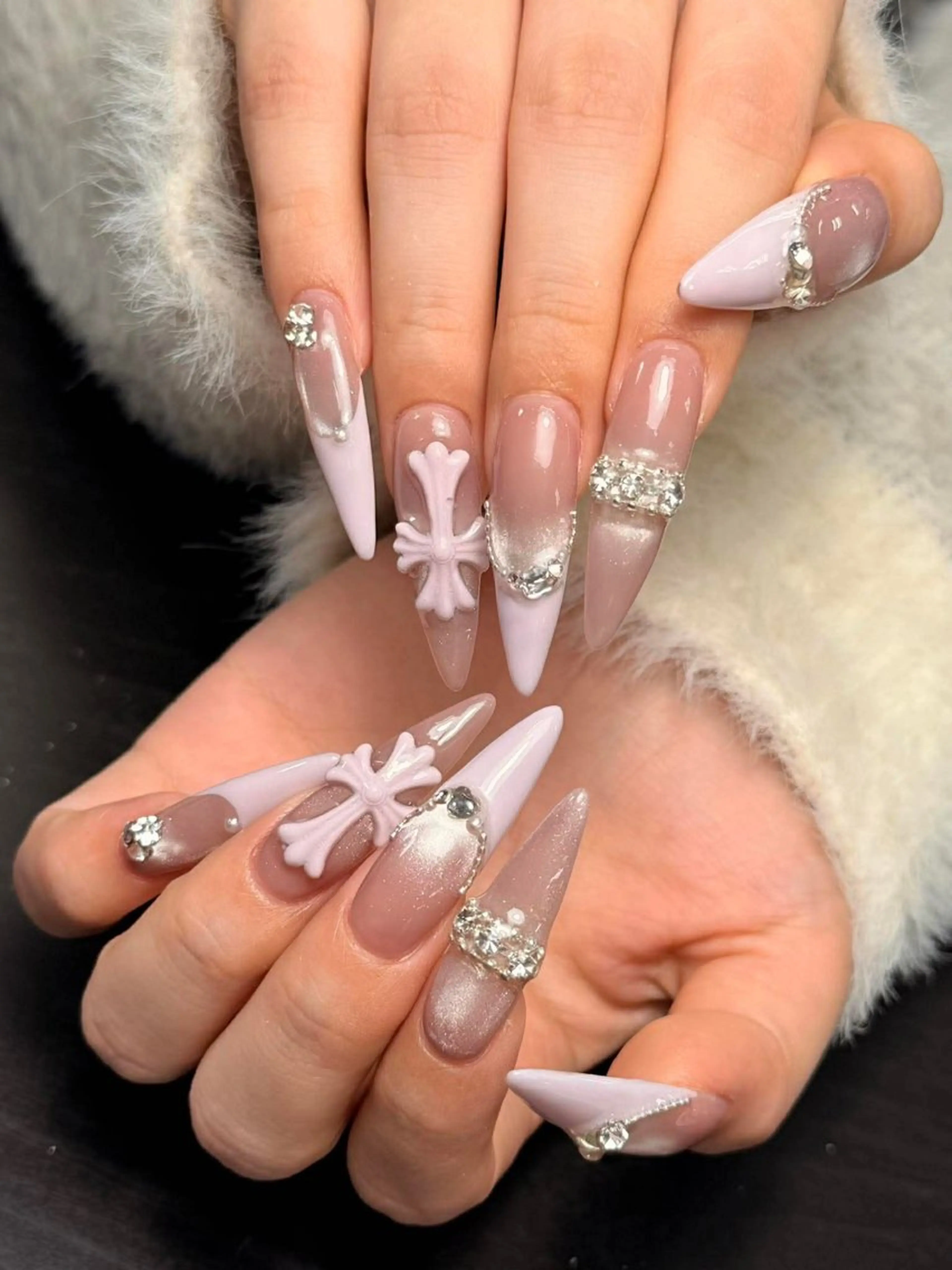 ネイル 韓国ネイル 持ち込み ニュアンスネイル ネイルチップ 冬ネイル RINN ANA.CHUOのネイルデザイン