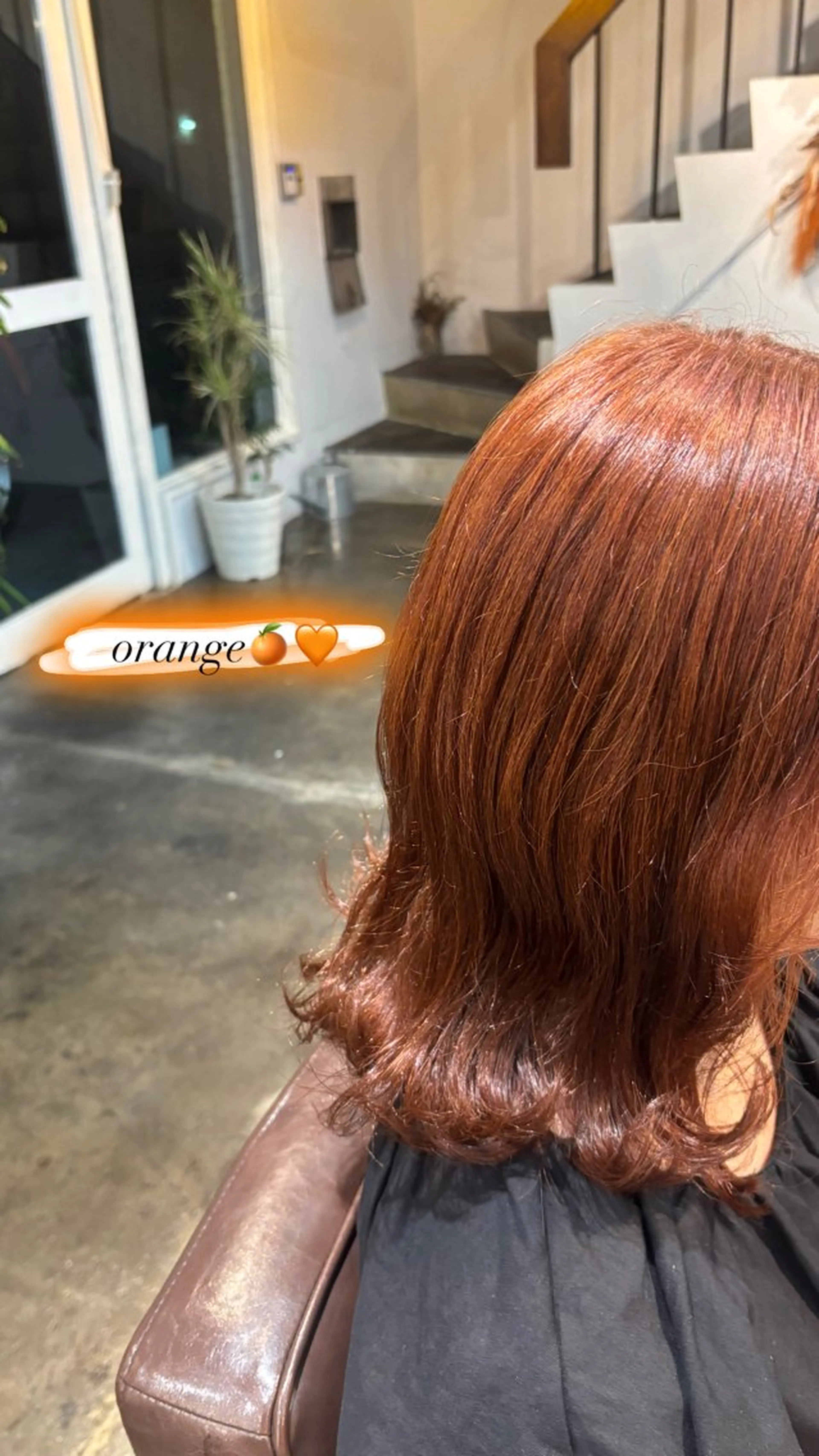 ミディアム 岩品 和花のヘアスタイル