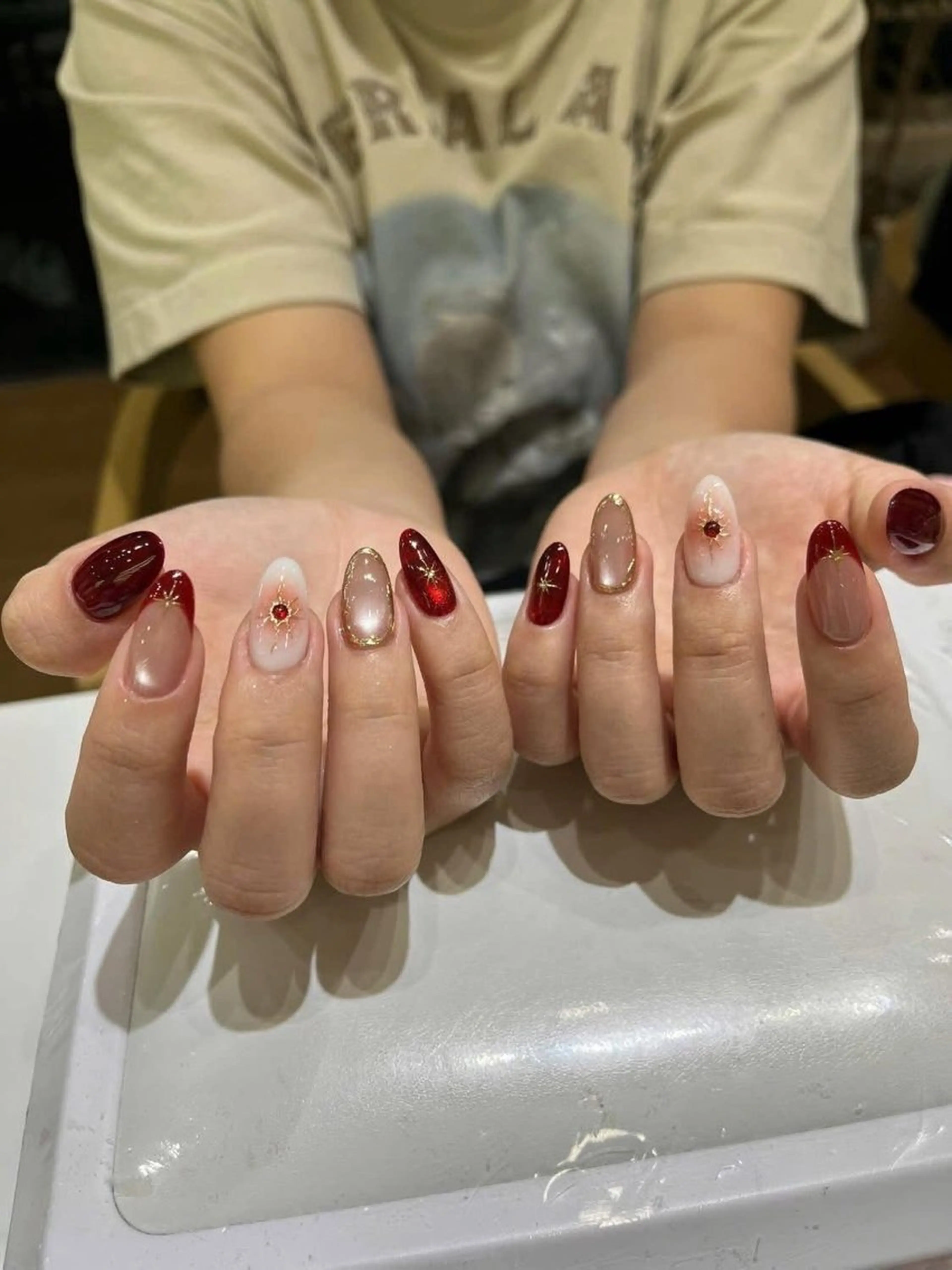 ネイル チークネイル フレンチネイル グラデーション 韓国ネイル マグネットネイル ハンドネイル Kitty1689 Kittyのネイルデザイン