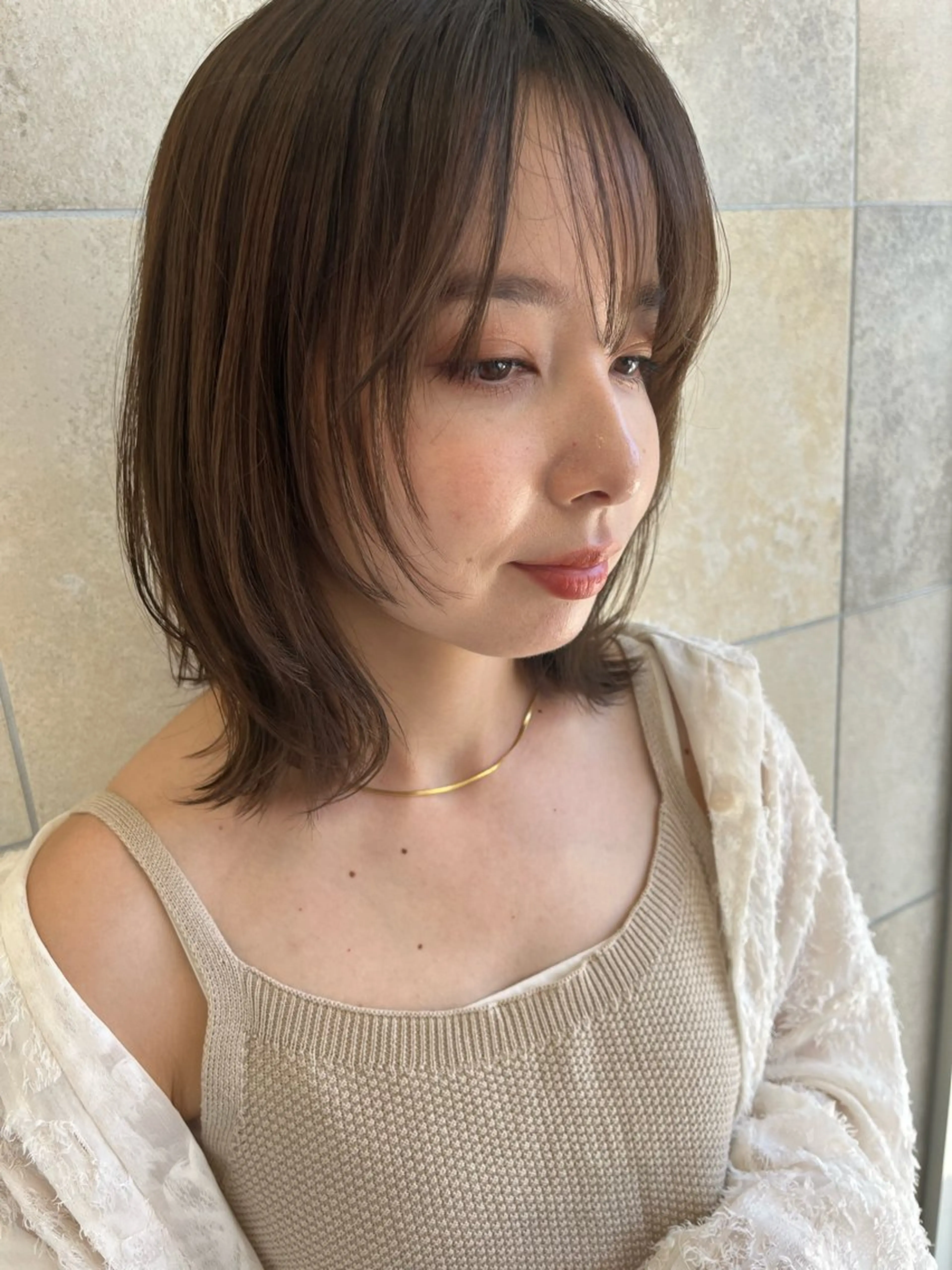 ミディアム 艶髪/透明感/ 三宅晴香のヘアスタイル