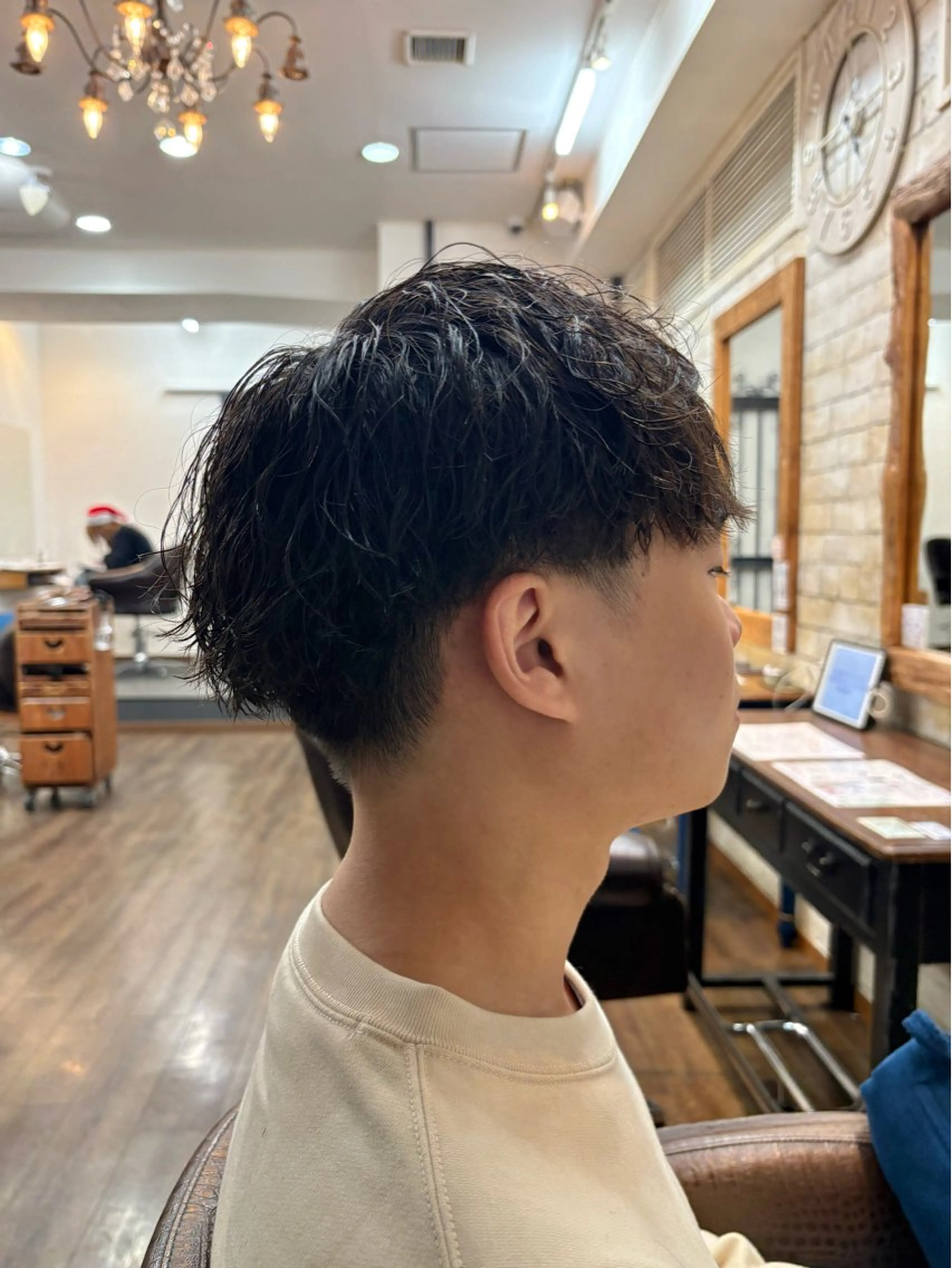 メンズ カット パーマ トリートメント ヘッドスパ 〝西葛西、葛西一番の 美髪に〟清水 真之介のヘアスタイル